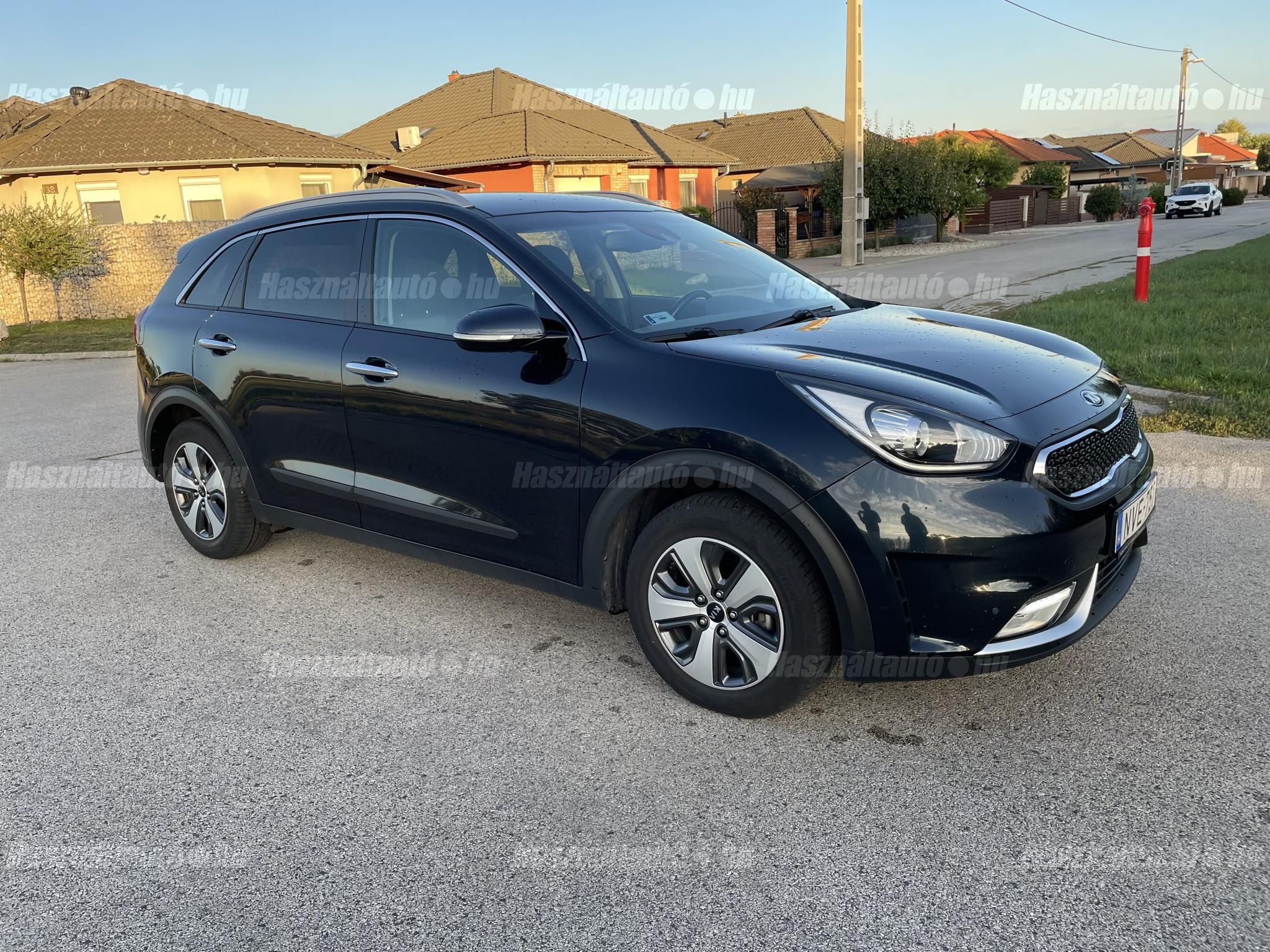 KIA NIRO 2016/9 - 1