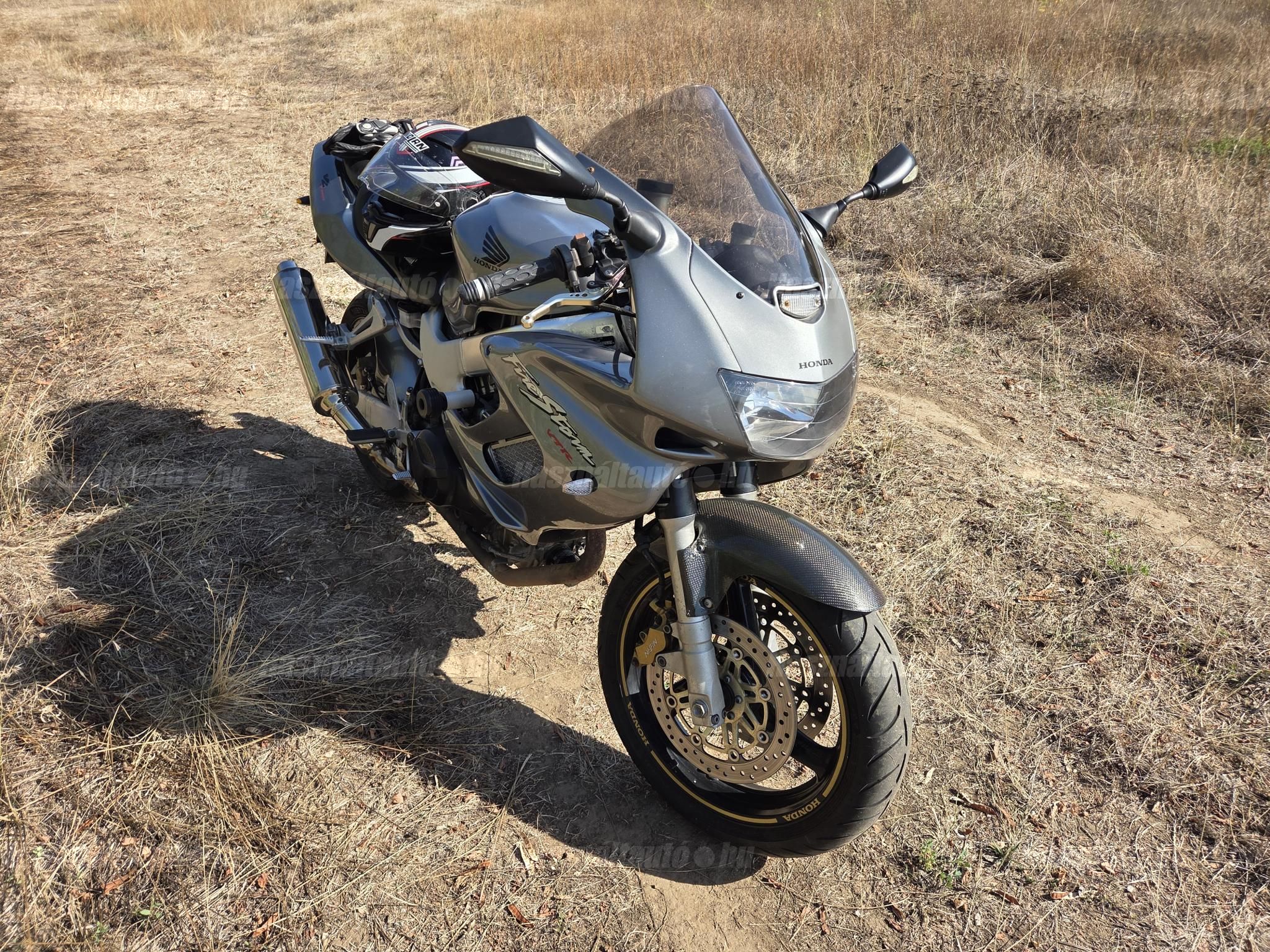HONDA VTR 1000 F 1999 - 1