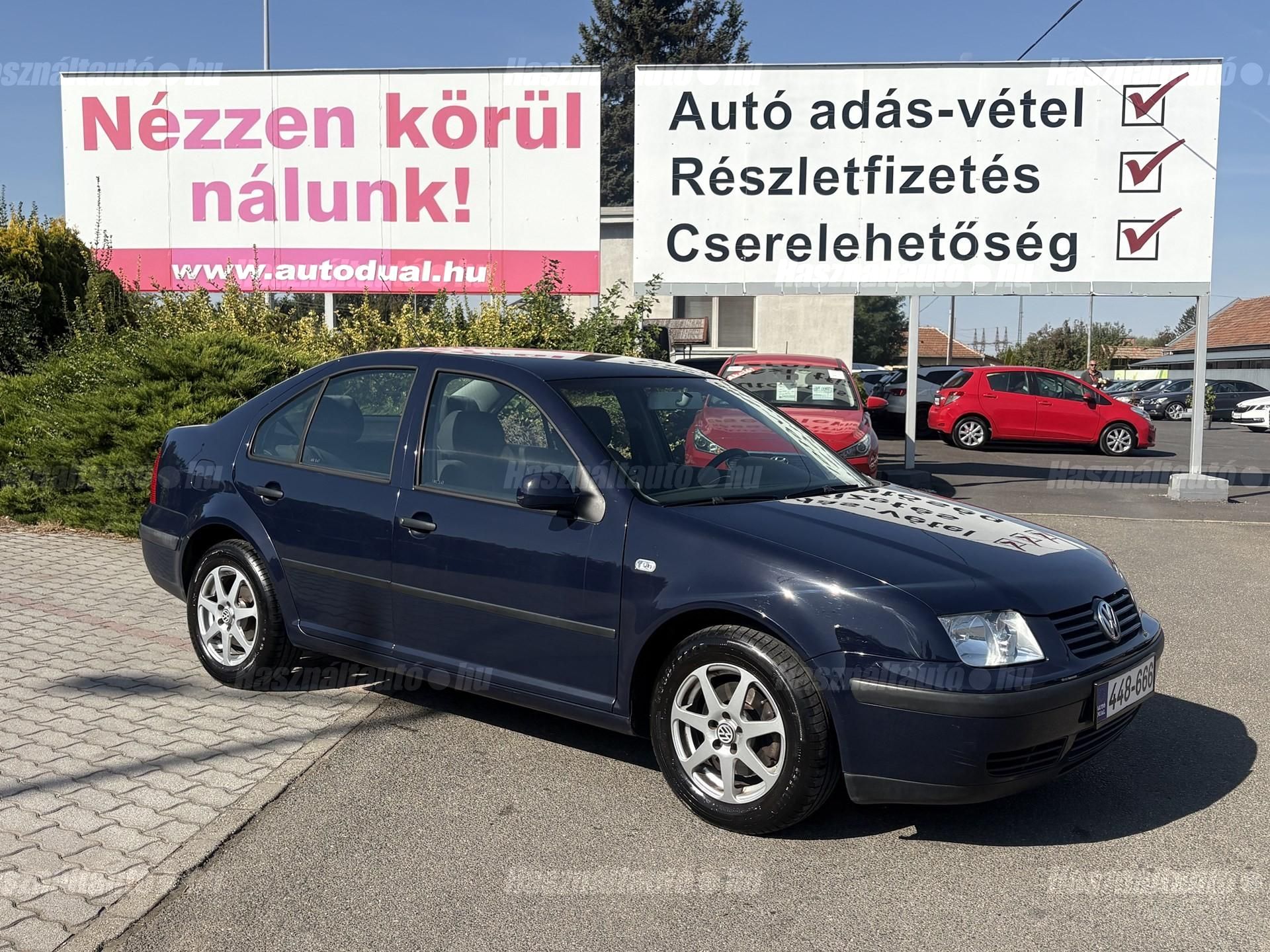 VOLKSWAGEN BORA 2004/3 - 1