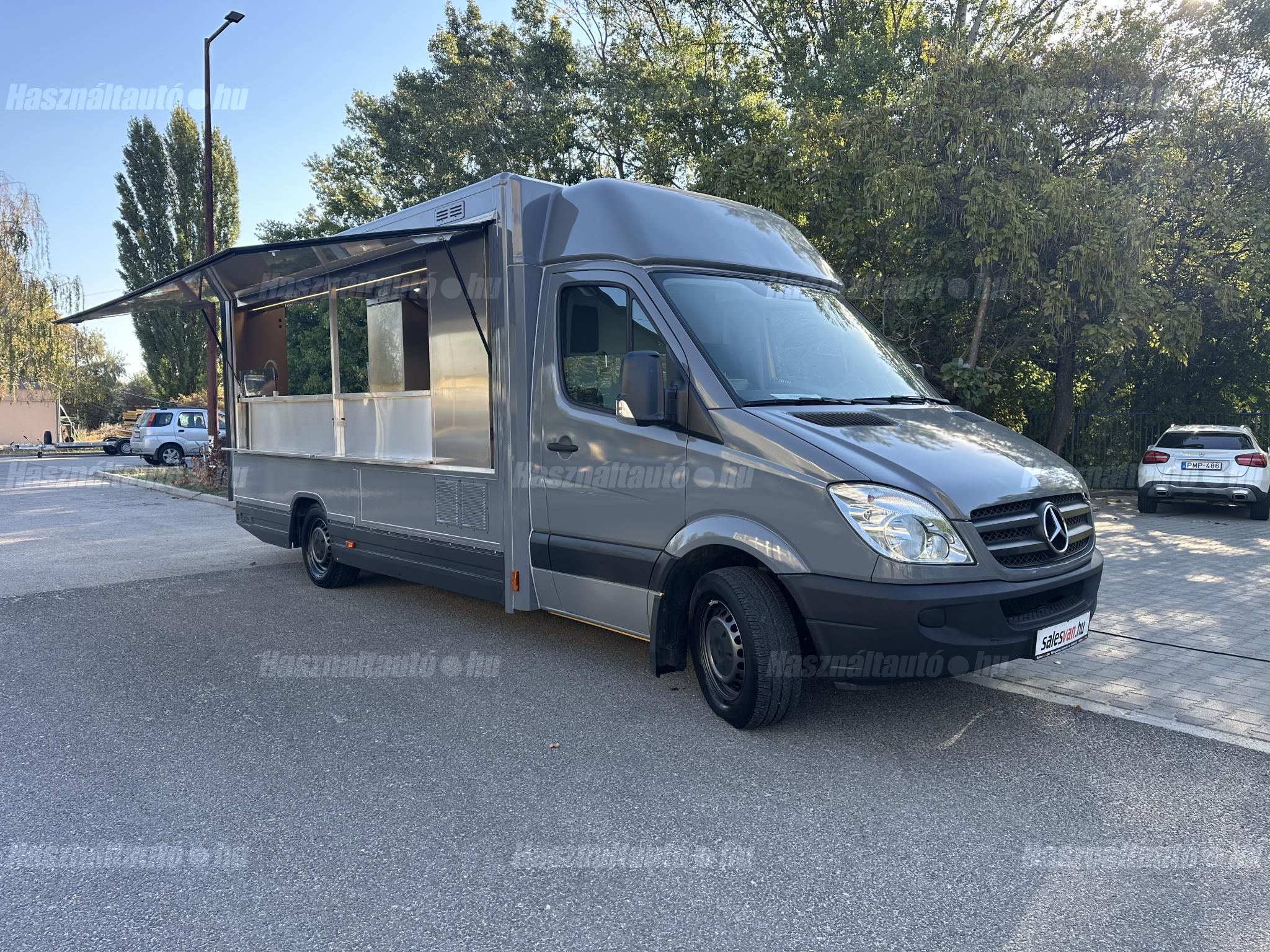 MERCEDES-BENZ 2011/3 - 1
