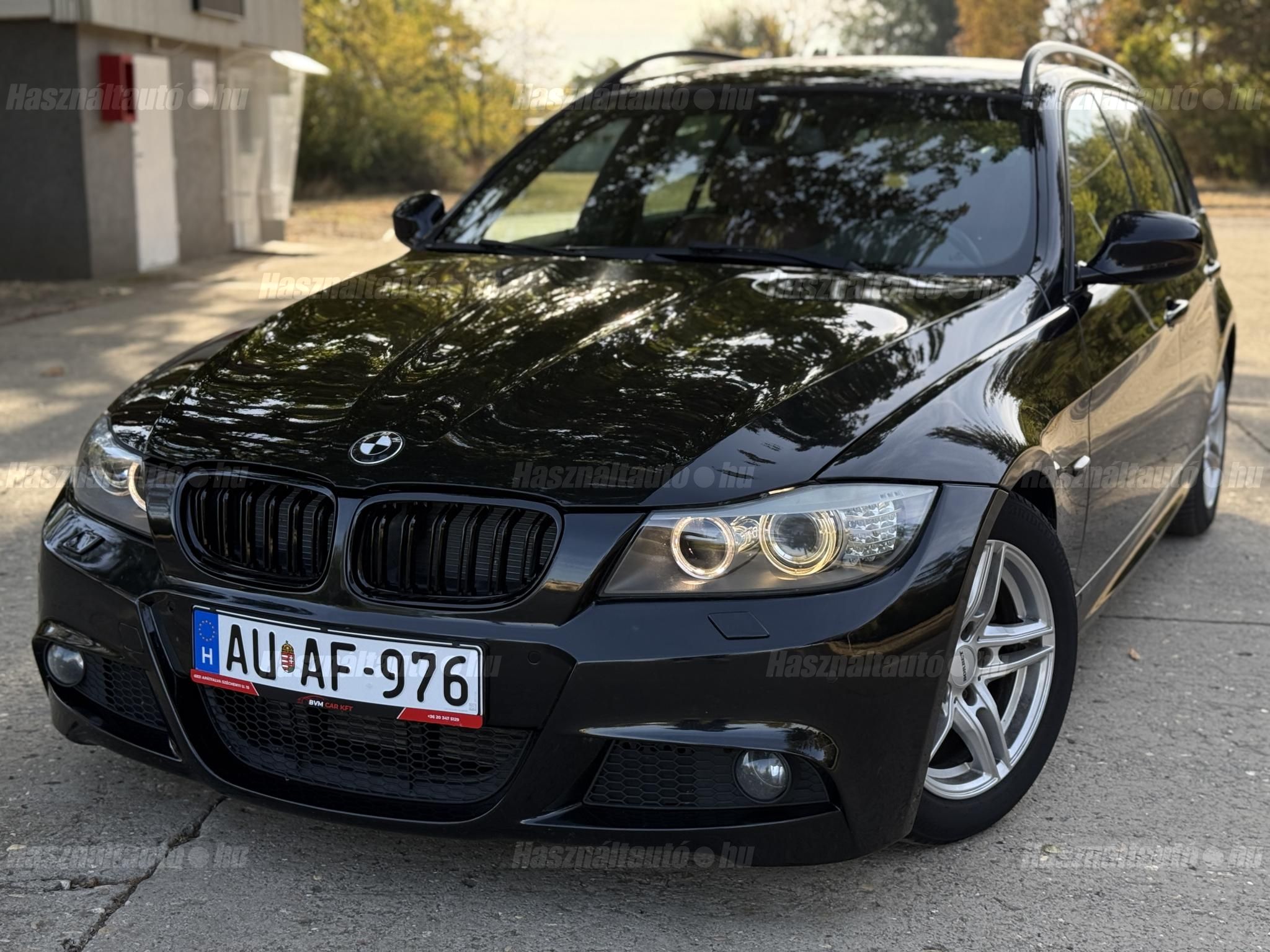 BMW 320 2010/4 - 1