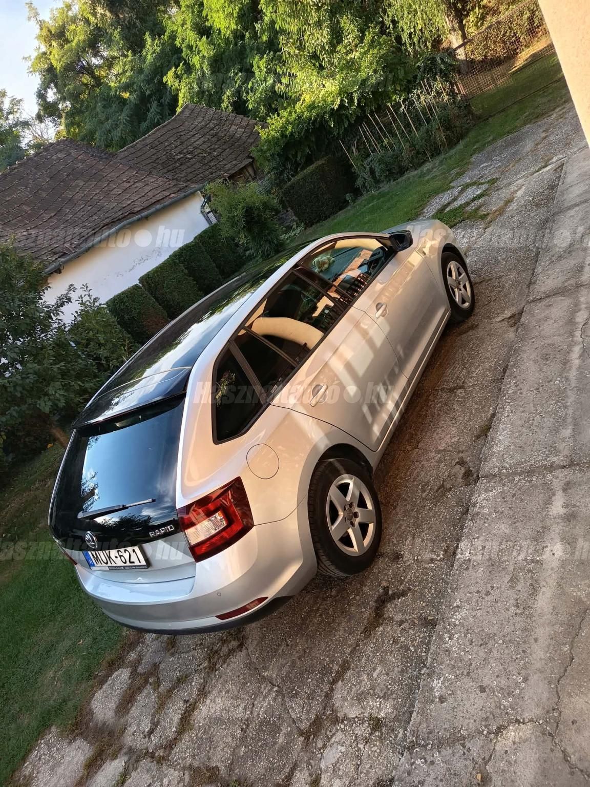 SKODA RAPID 2014/7 - 1
