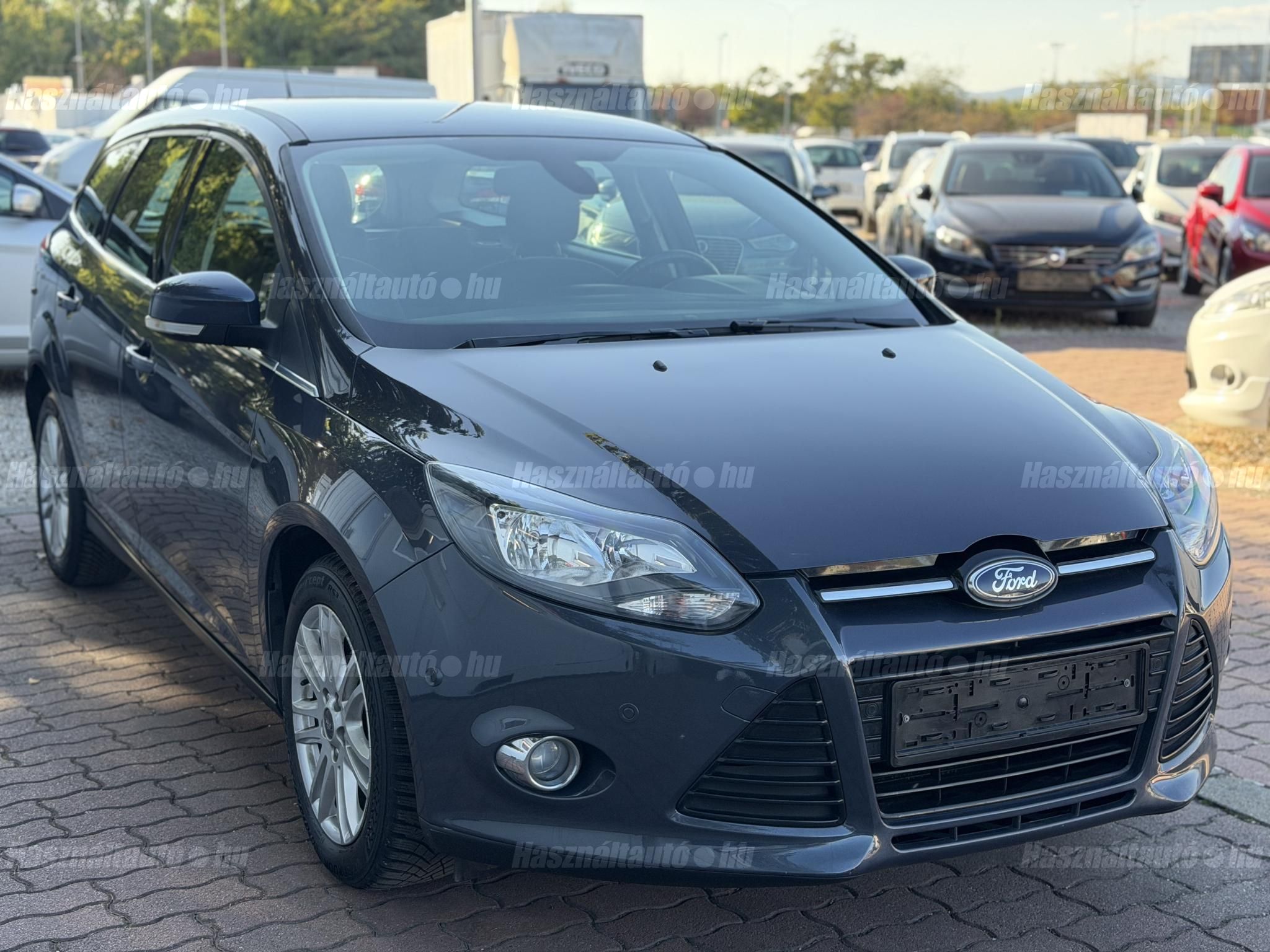 FORD FOCUS 2012/9 - 1