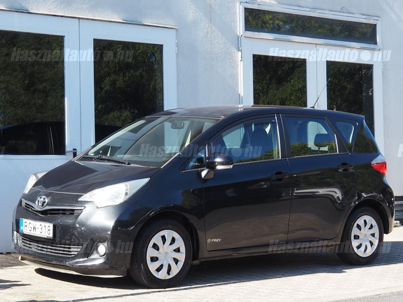 TOYOTA VERSO-S 2011/11 - 1