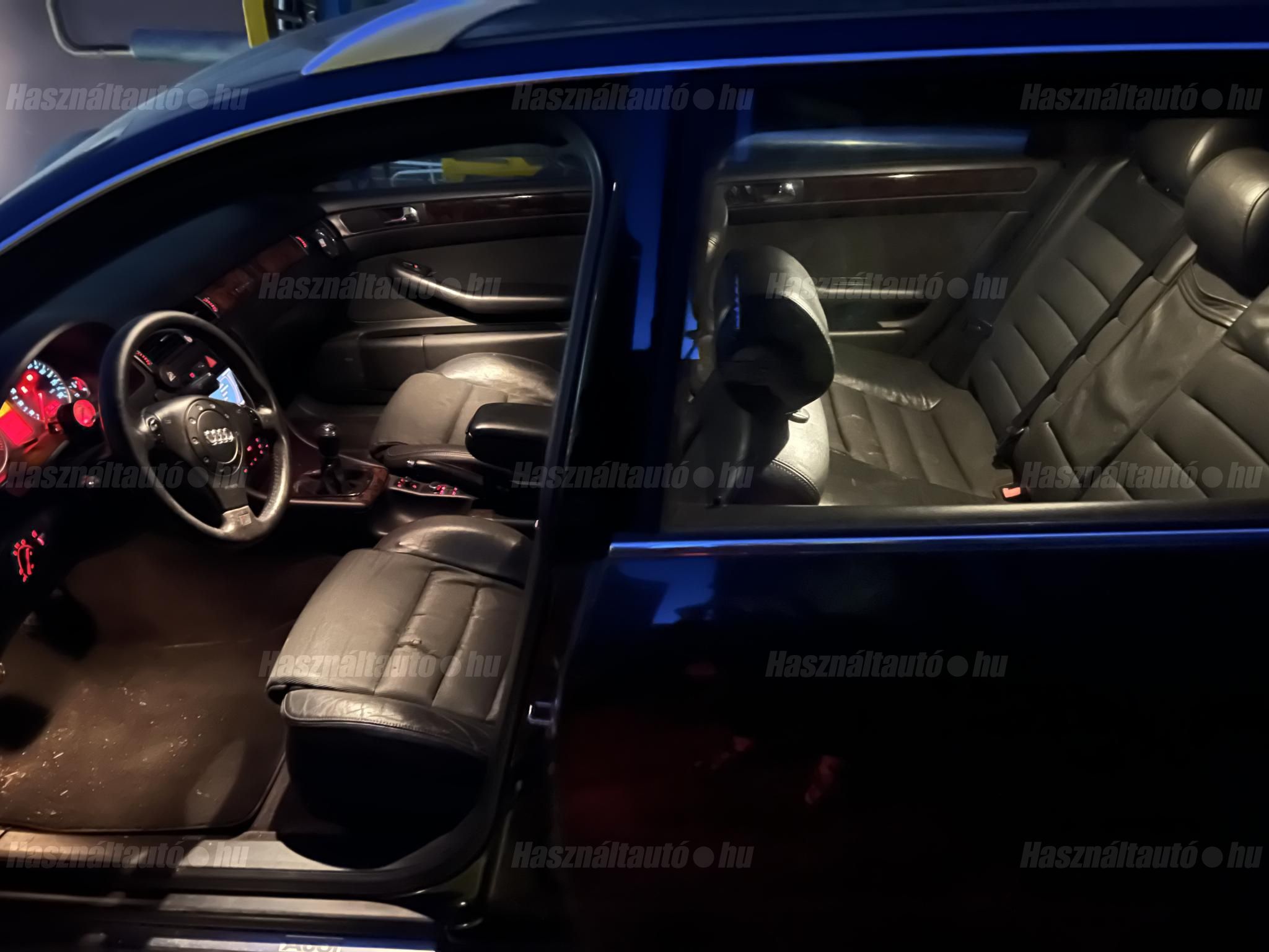 AUDI A6 2000/3 - 1