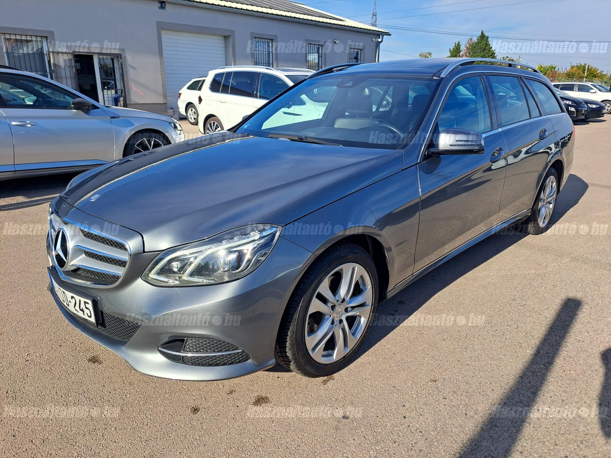 MERCEDES-BENZ E 200 2016/10 - 1