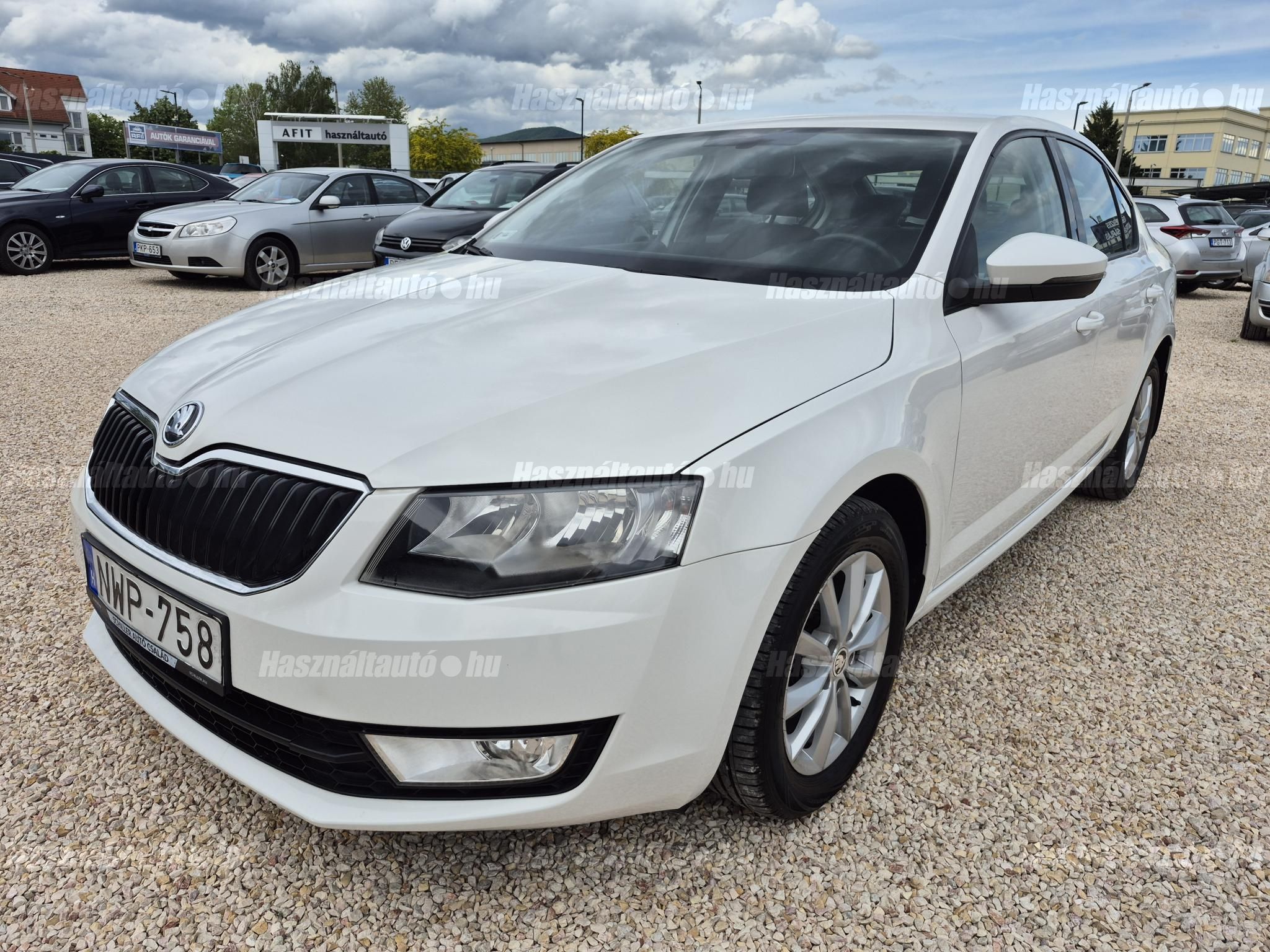 SKODA OCTAVIA 2016/10 - 1
