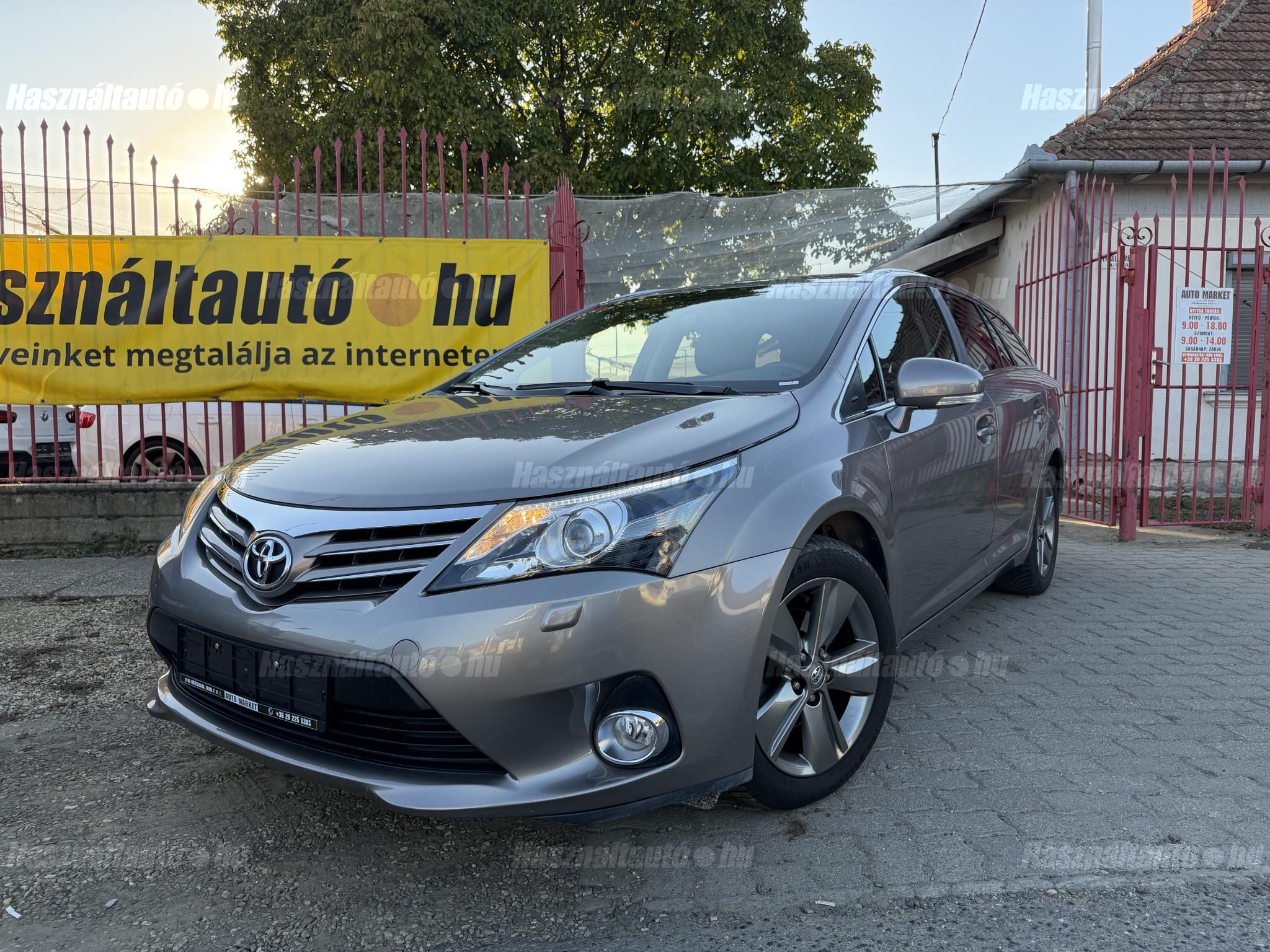 TOYOTA AVENSIS 2014/11 - 1