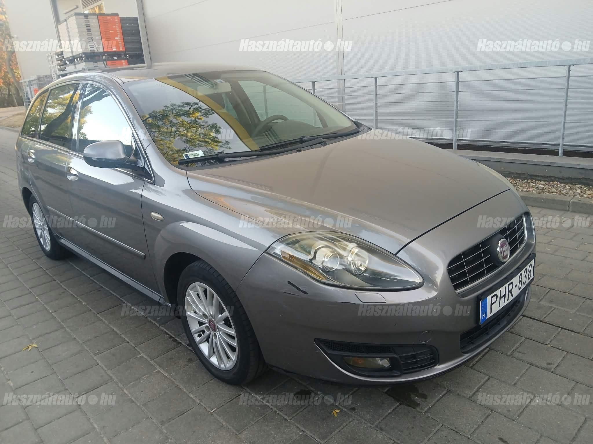 FIAT CROMA 2010/4 - 1