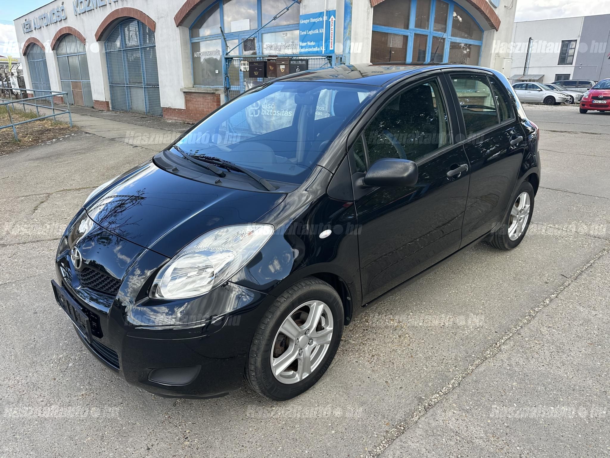 TOYOTA YARIS 2011/3 - 1