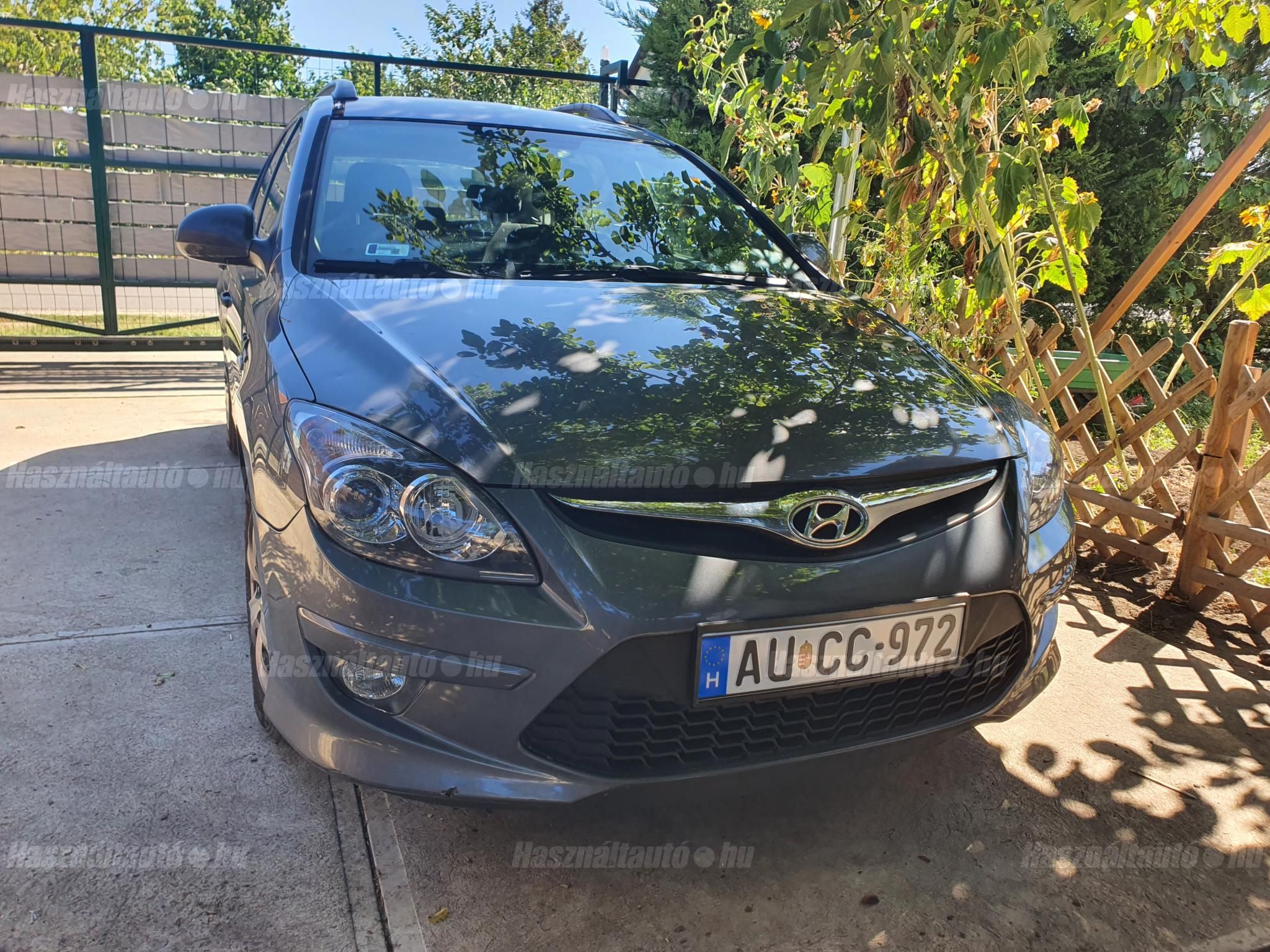 HYUNDAI I30 2010/6 - 1