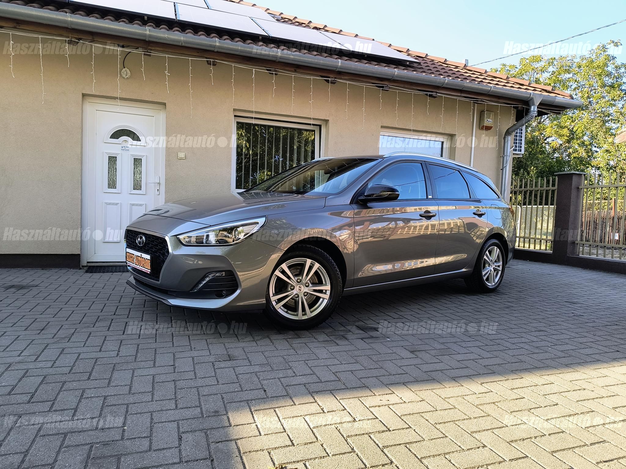 HYUNDAI I30 2019/12 - 1