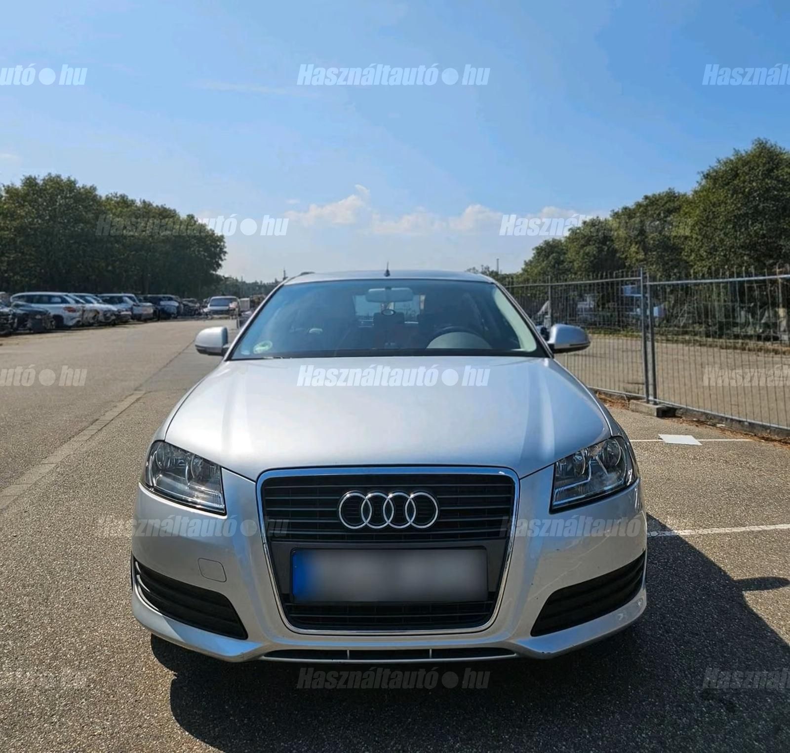 AUDI A3 2010 - 1