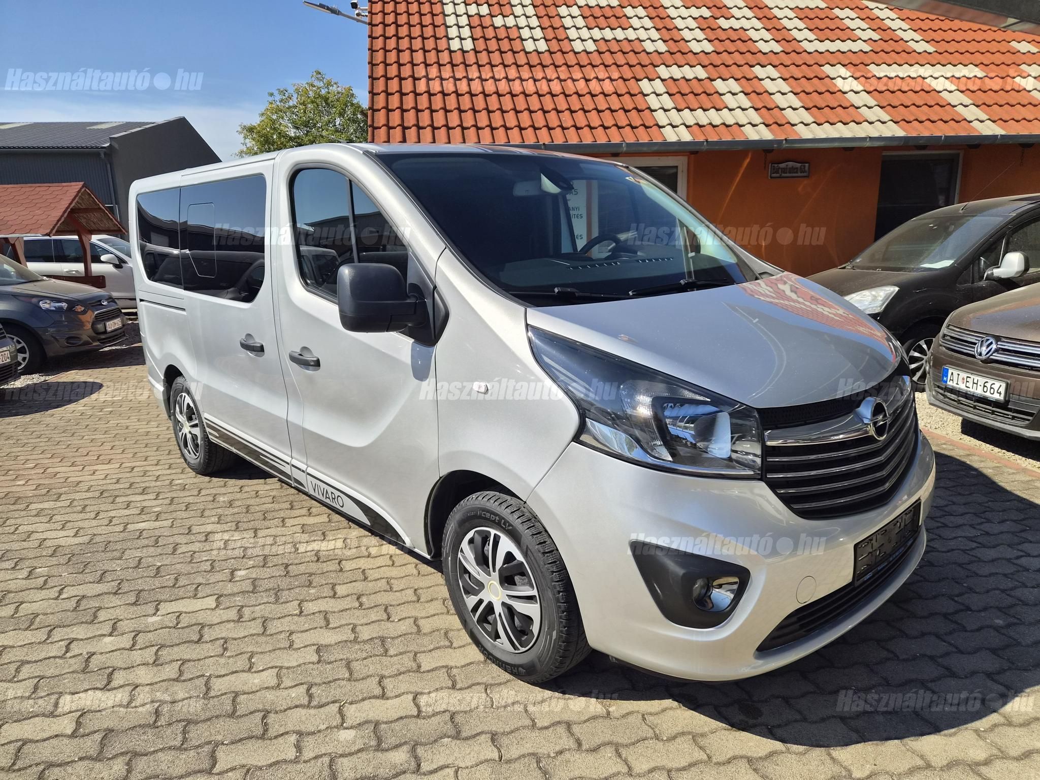 OPEL VIVARO 2017/12 - 1