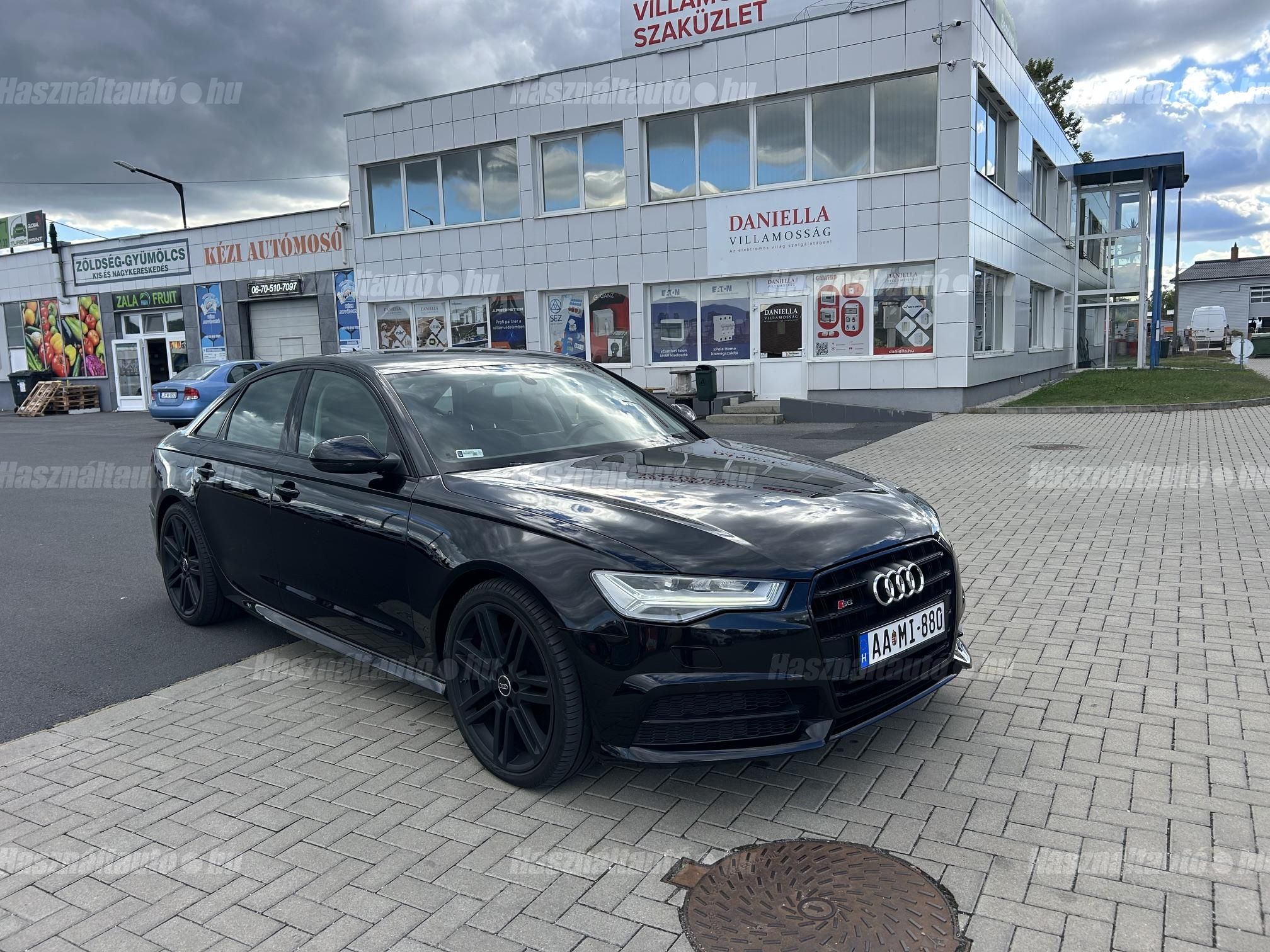 AUDI S6 2017/12 - 1