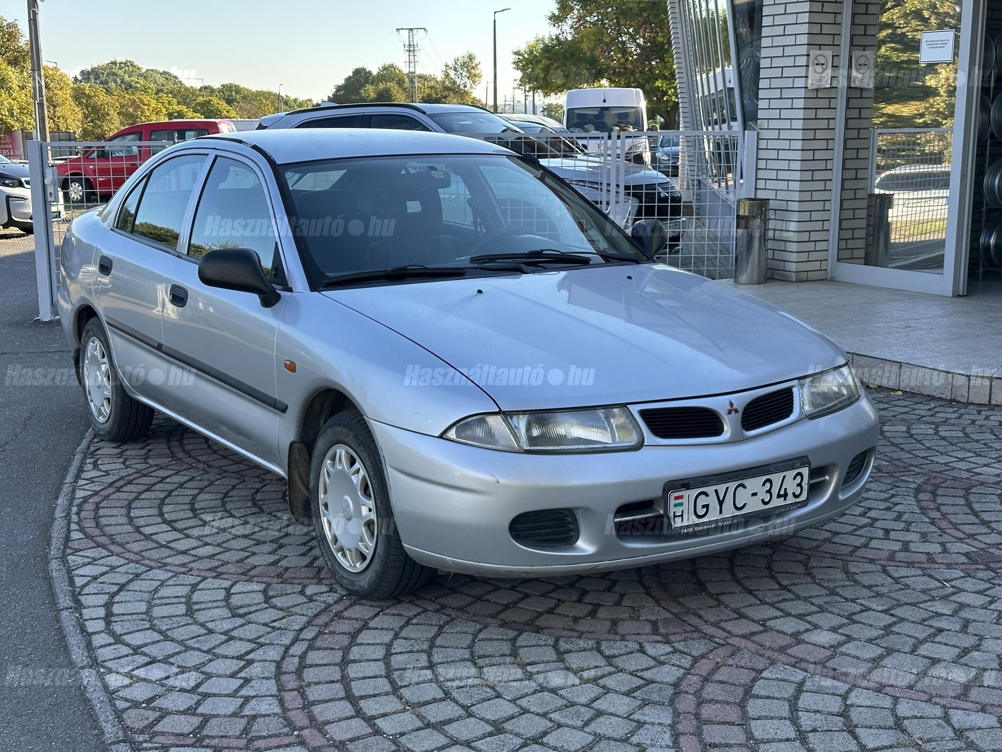 MITSUBISHI CARISMA 1999/6 - 1
