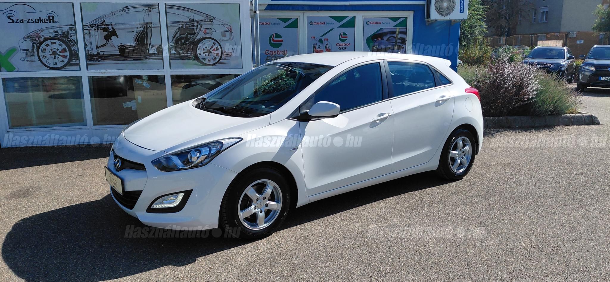 HYUNDAI I30 2012/9 - 1