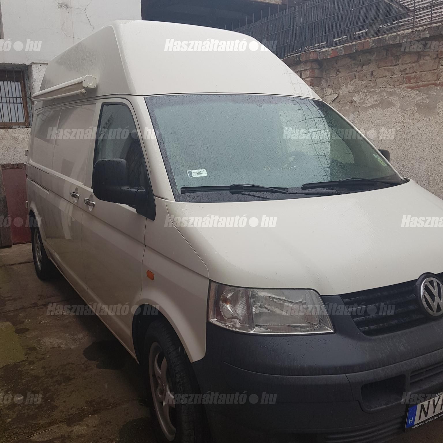 VOLKSWAGEN TRANSPORTER T5 2006/6 - 1