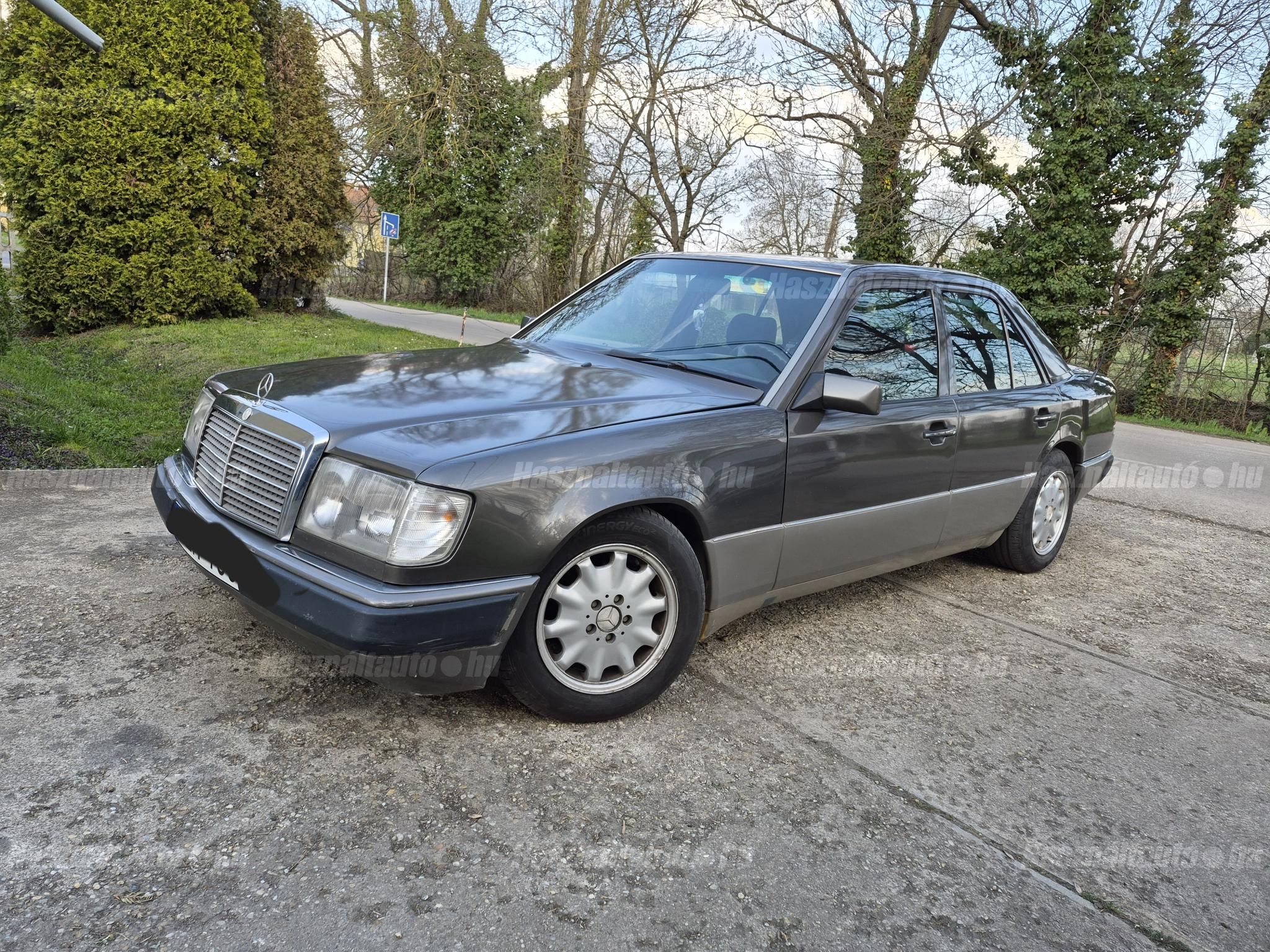 MERCEDES-BENZ W 124 1992/2 - 1