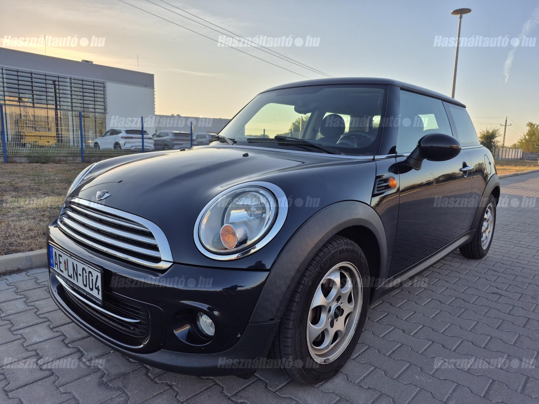 MINI MINI COOPER 2013/4 - 1