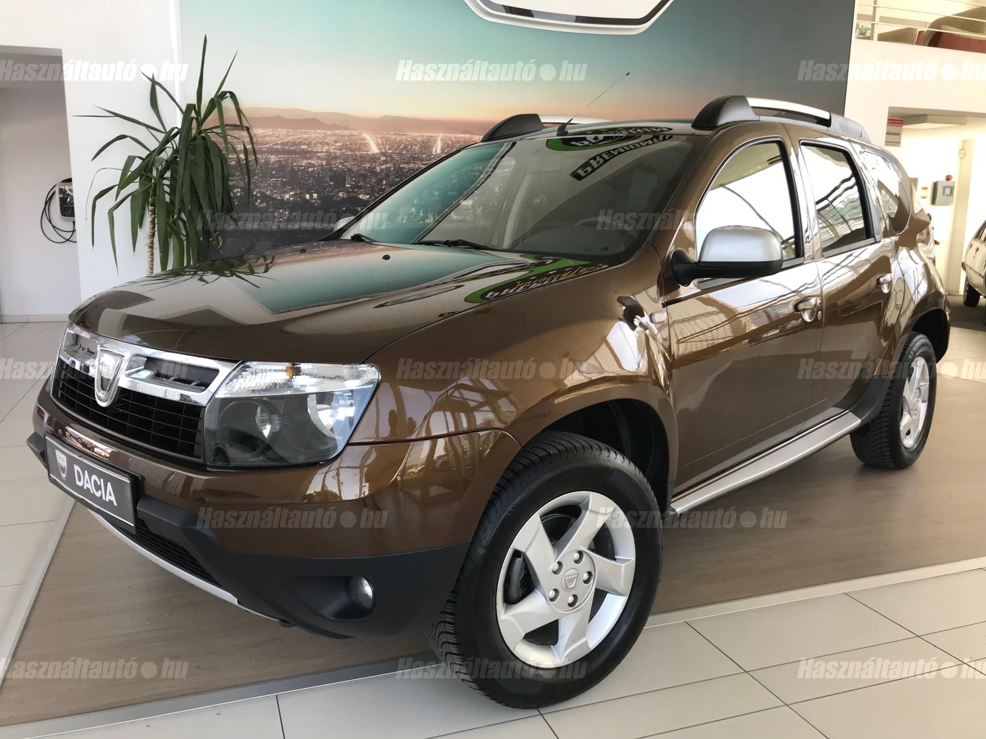 DACIA DUSTER 2011/3 - 1