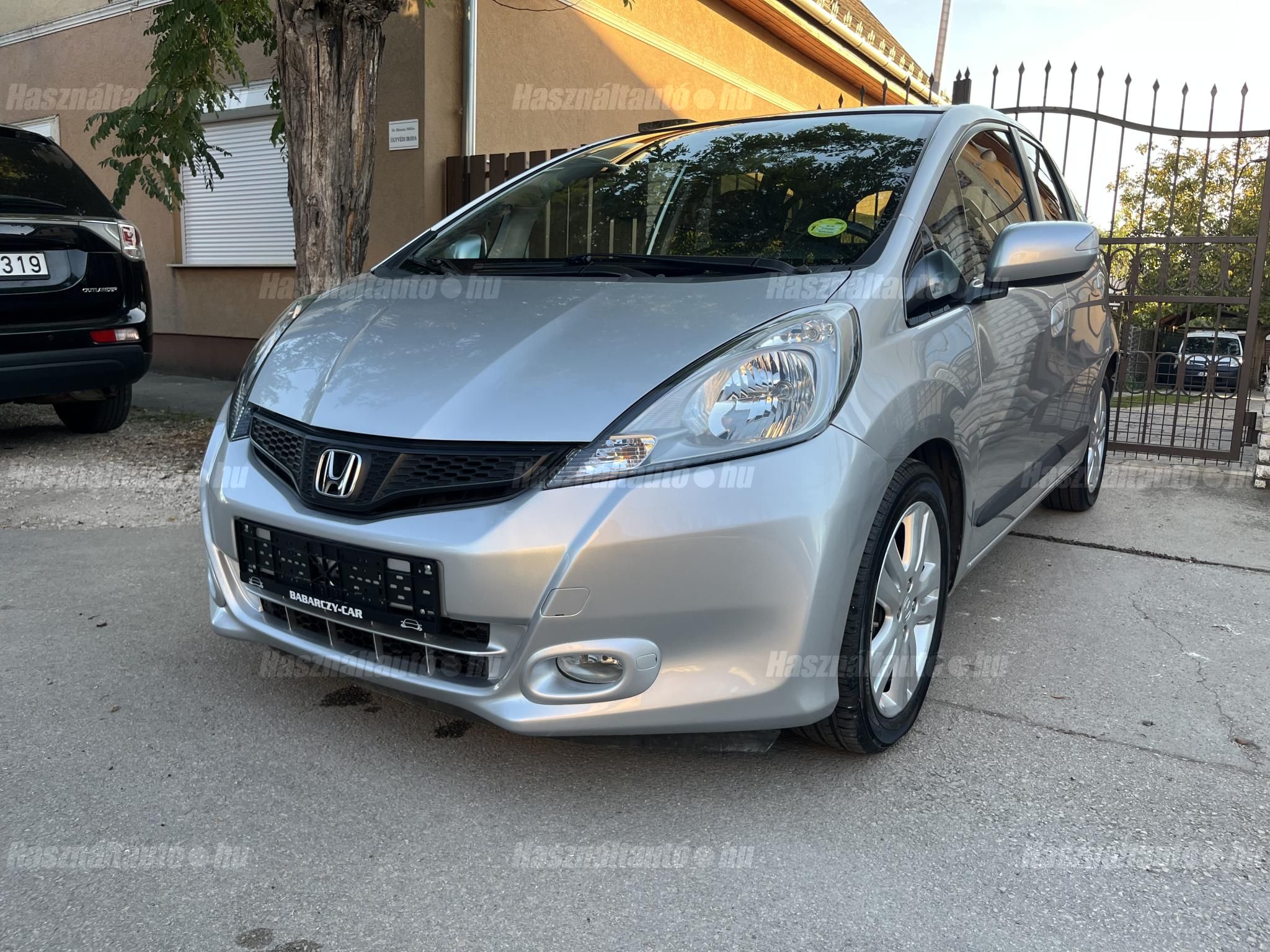 HONDA JAZZ 2015/4 - 1