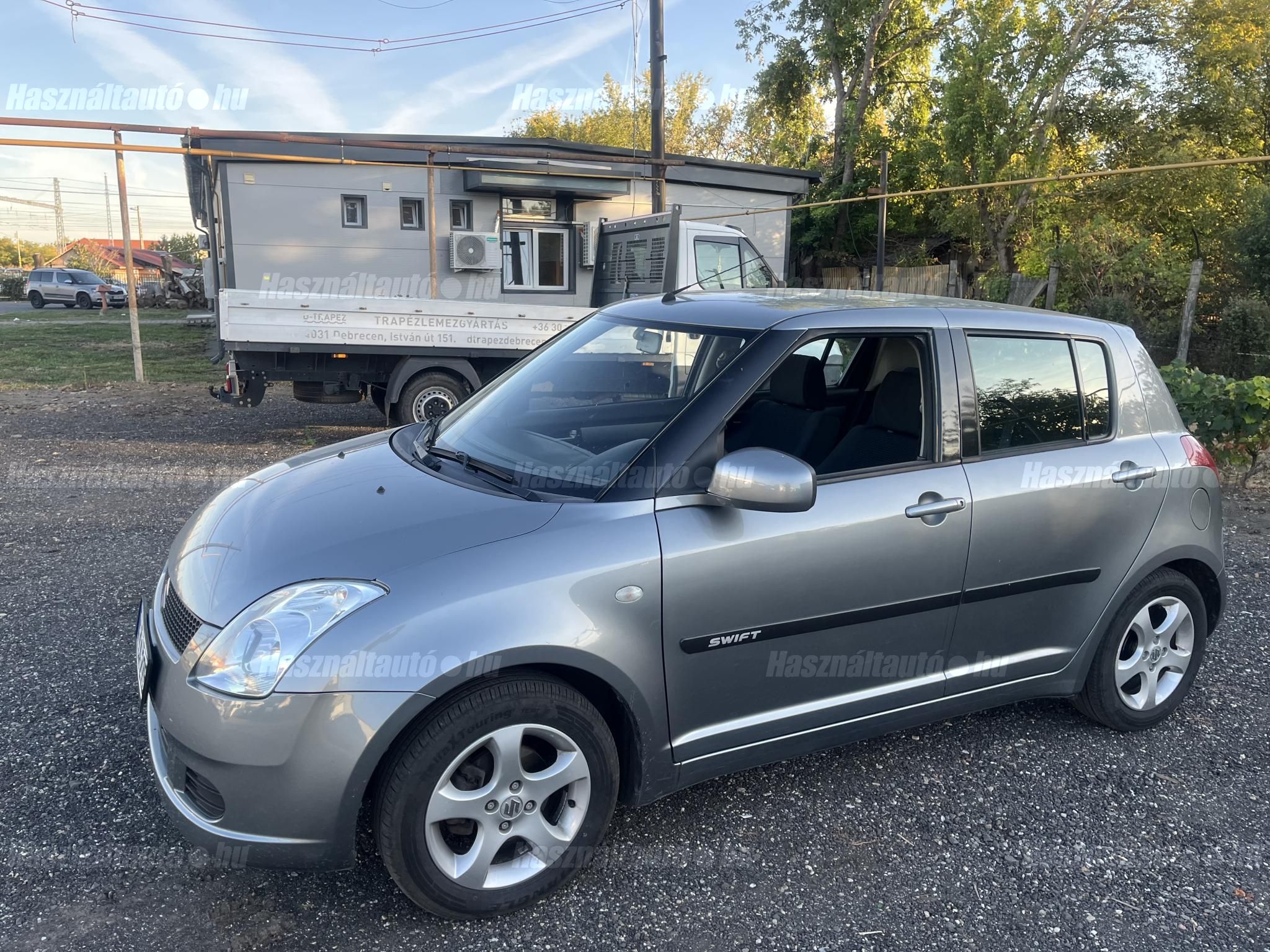 SUZUKI SWIFT 2005/6 - 1
