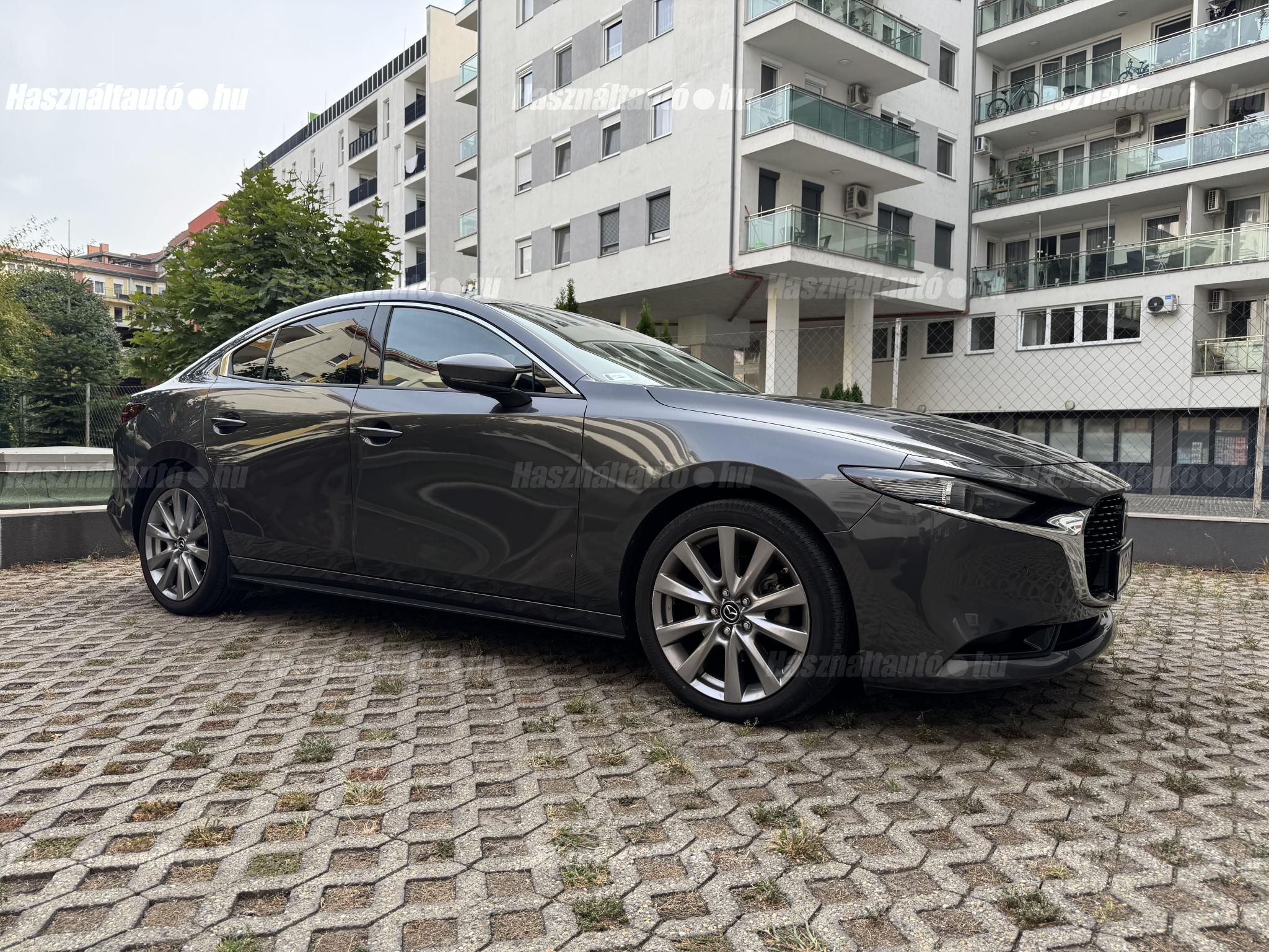 MAZDA 3 2021/9 - 1