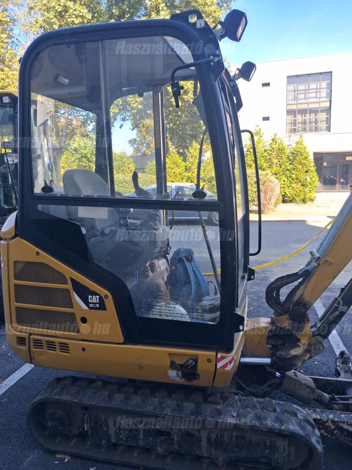 CATERPILLAR 2018/9 - 1