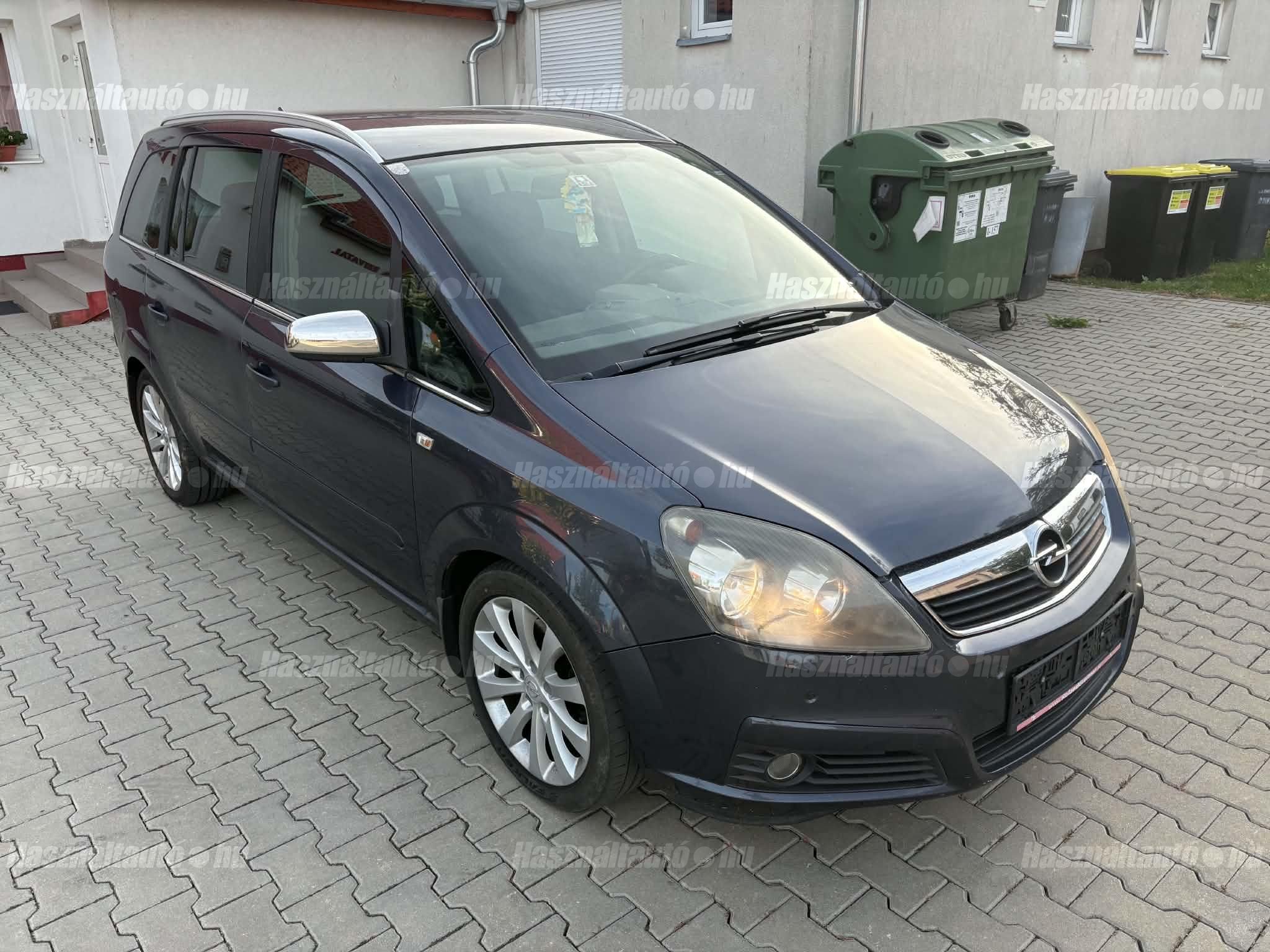 OPEL ZAFIRA B 2007 - 1