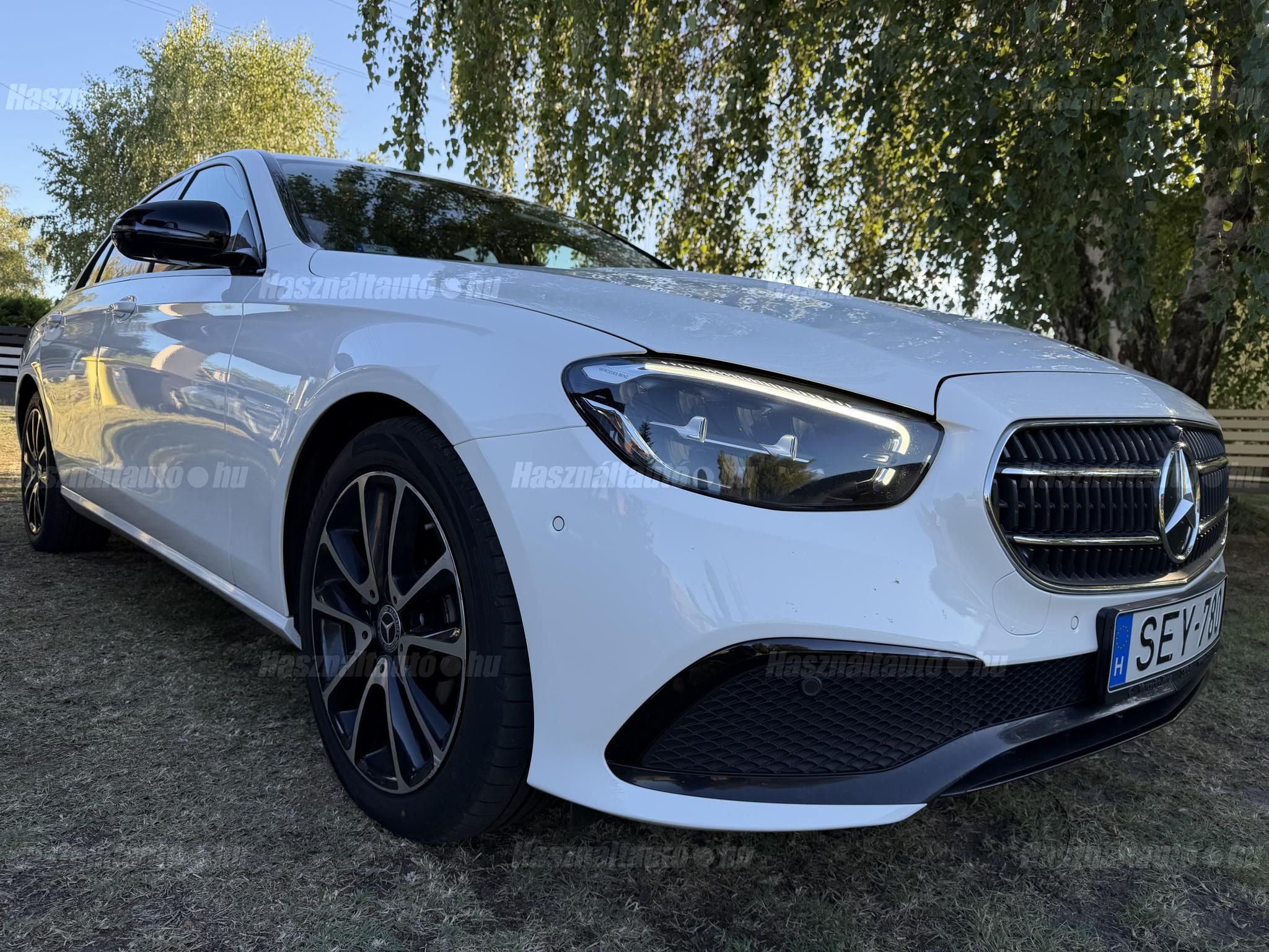 MERCEDES-BENZ E 200 2020/8 - 1