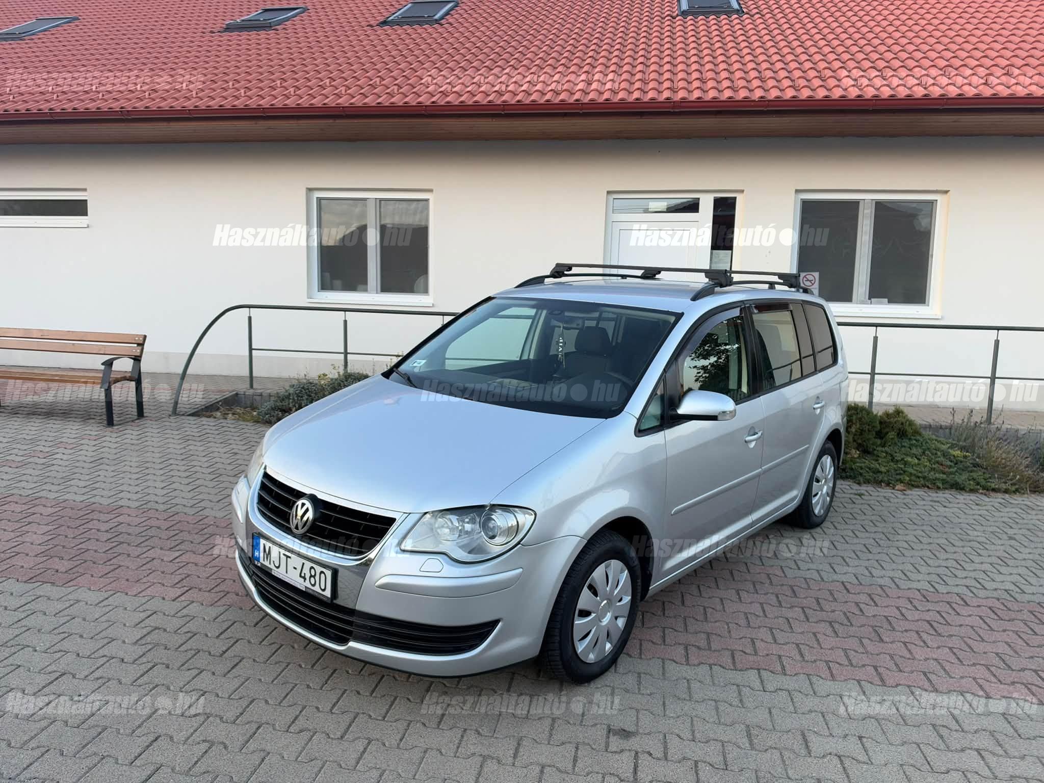 VOLKSWAGEN TOURAN 2008 - 1