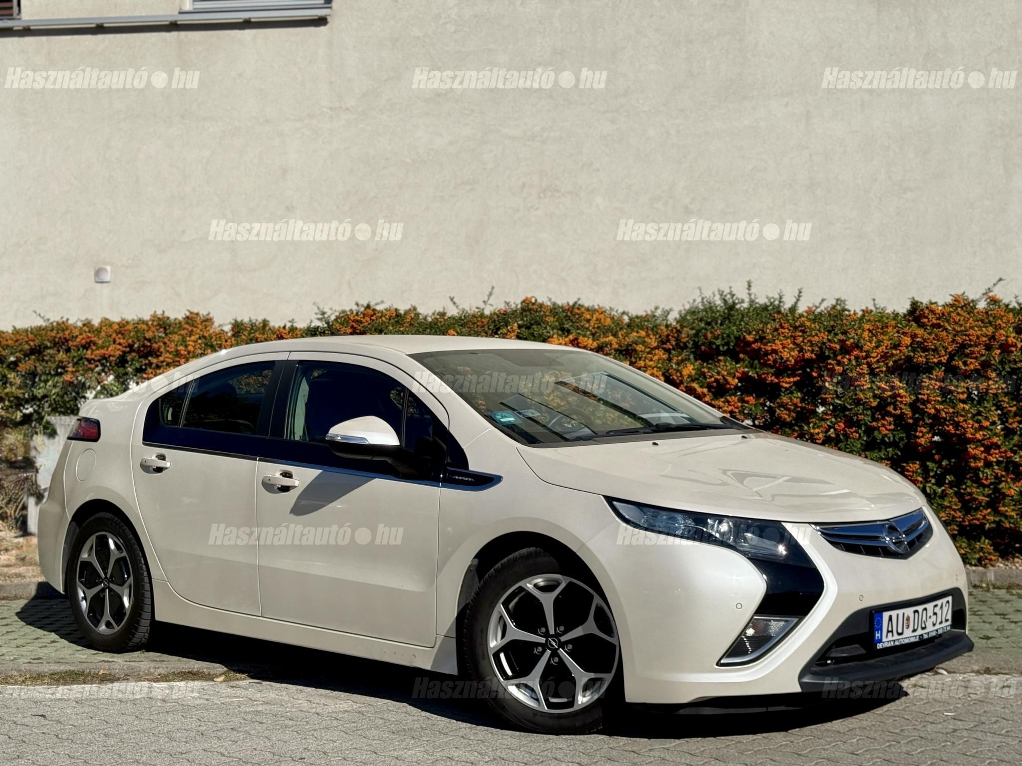 OPEL AMPERA 2011/12 - 1