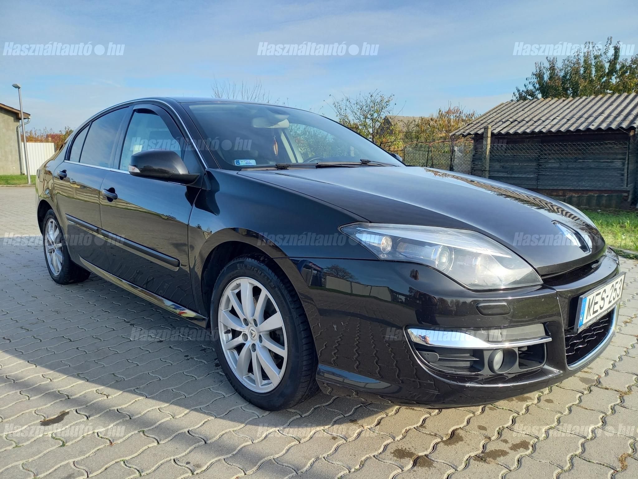 RENAULT LAGUNA 2012/8 - 1