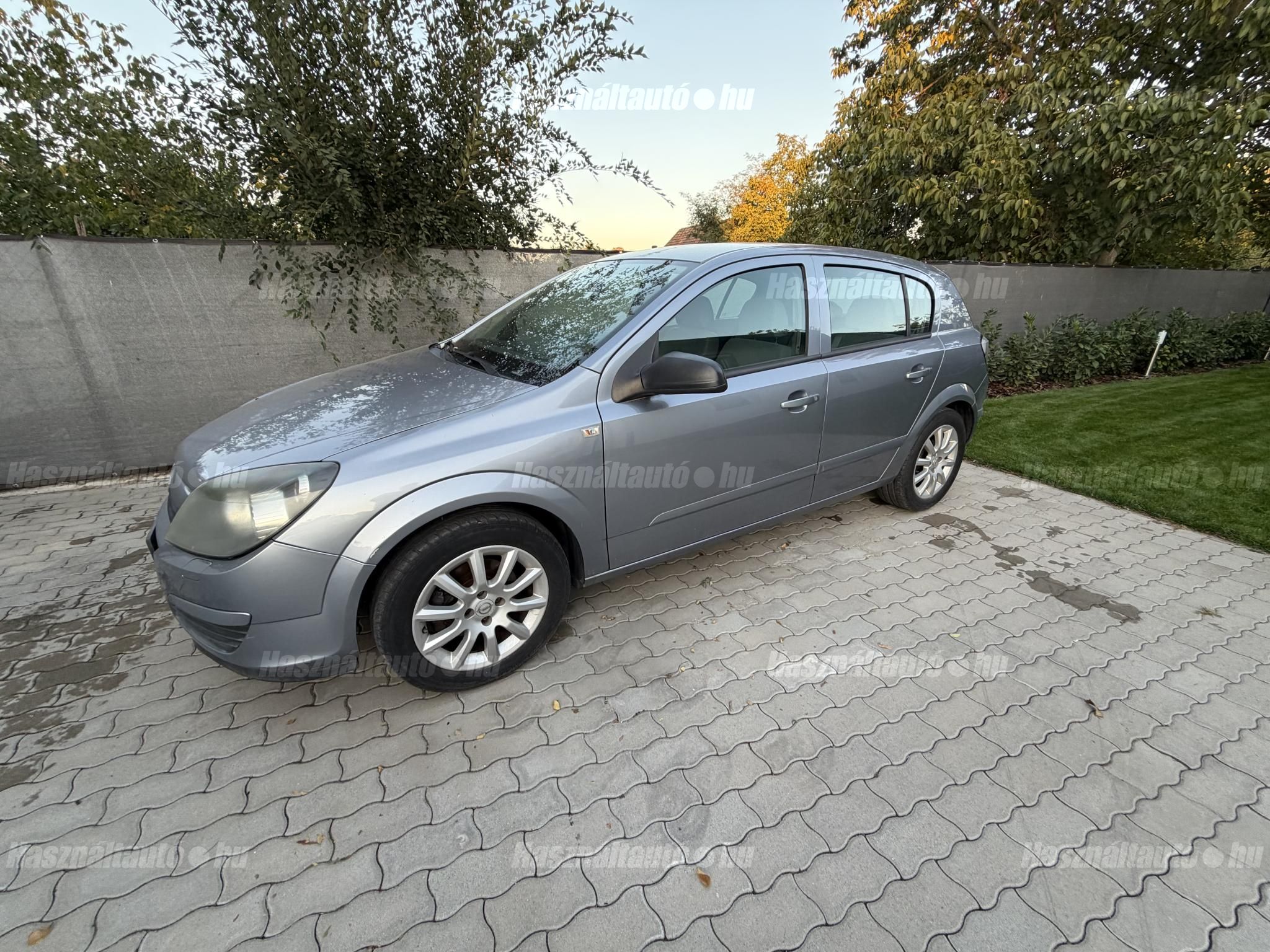 OPEL ASTRA H 2004/12 - 1