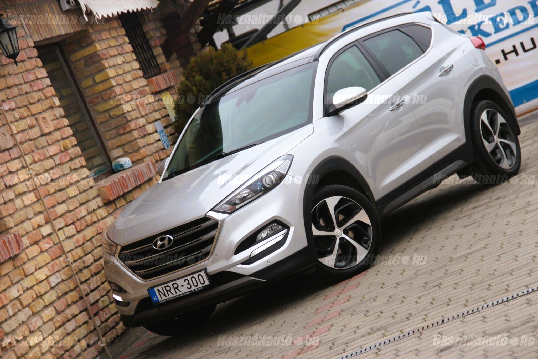 HYUNDAI TUCSON 2016/6 - 1