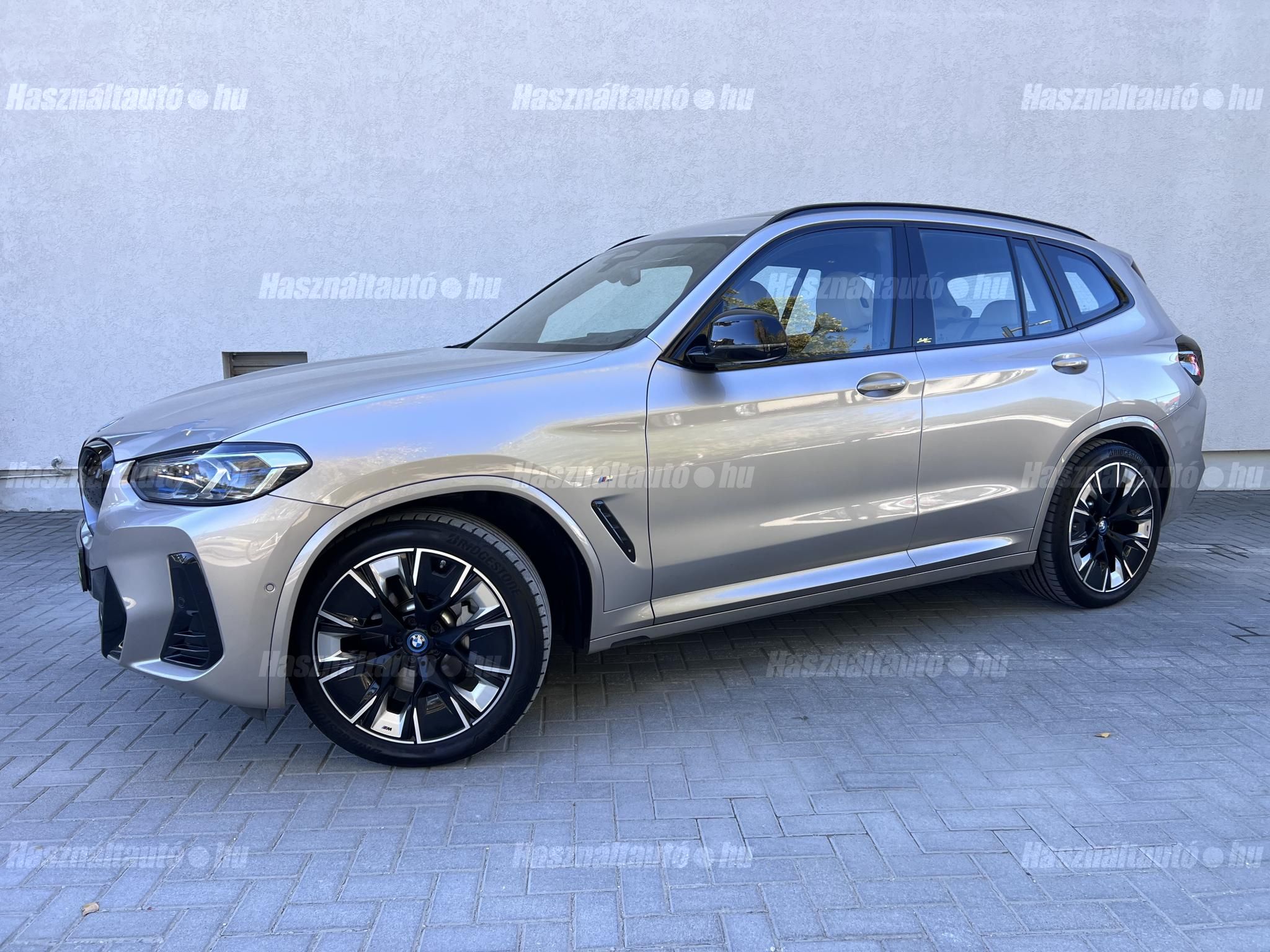 BMW IX3 2024/5 - 1