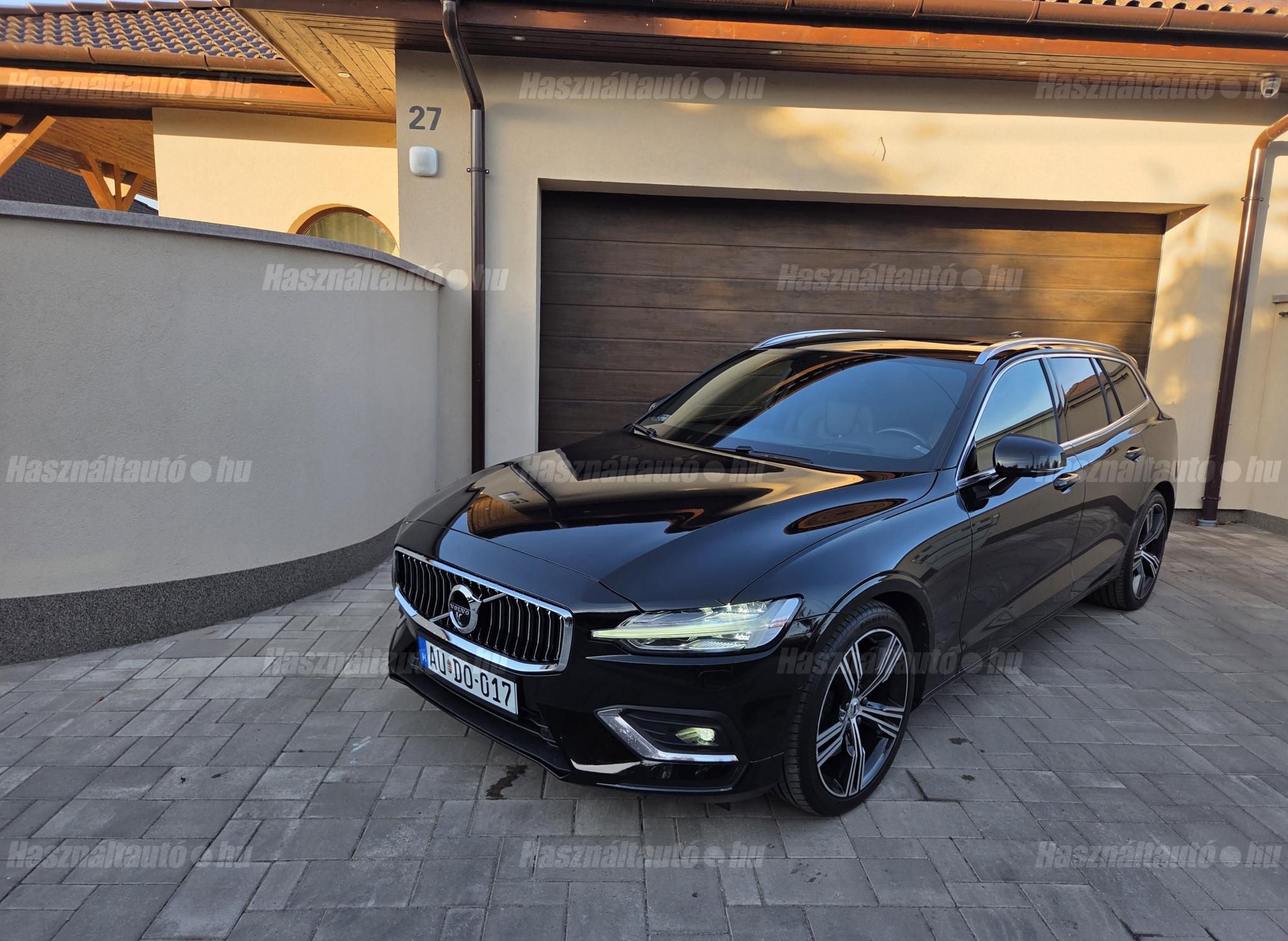 2.0 Dízel motor 190 Le, AWD összkerékhajtás, 8 sebességes automata váltó