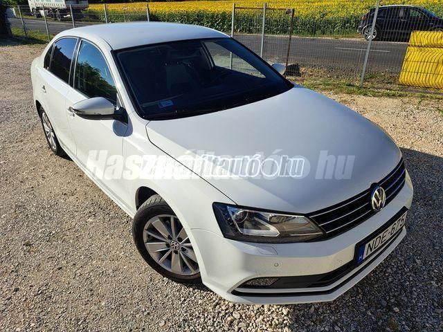 VOLKSWAGEN JETTA 2015/7 - 1