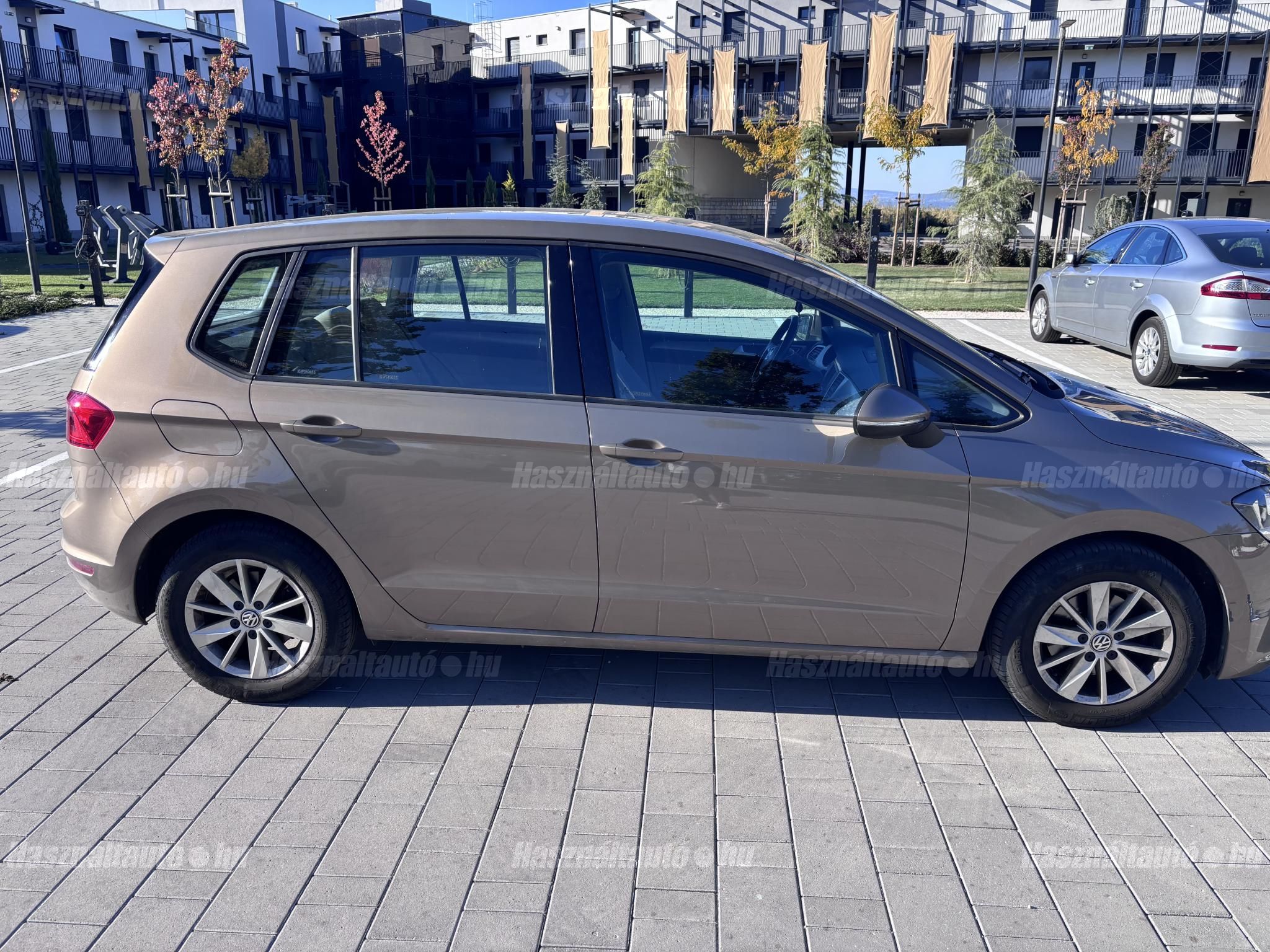 VOLKSWAGEN GOLF SPORTSVAN 2015/9 - 1