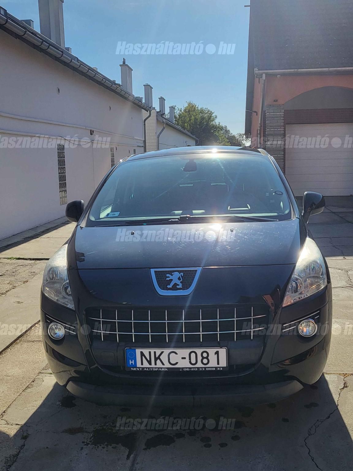 PEUGEOT 3008 2011/9 - 1