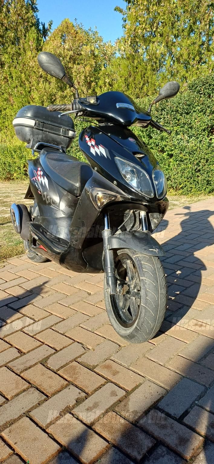 KEEWAY ARN 125 2014/5 - 1