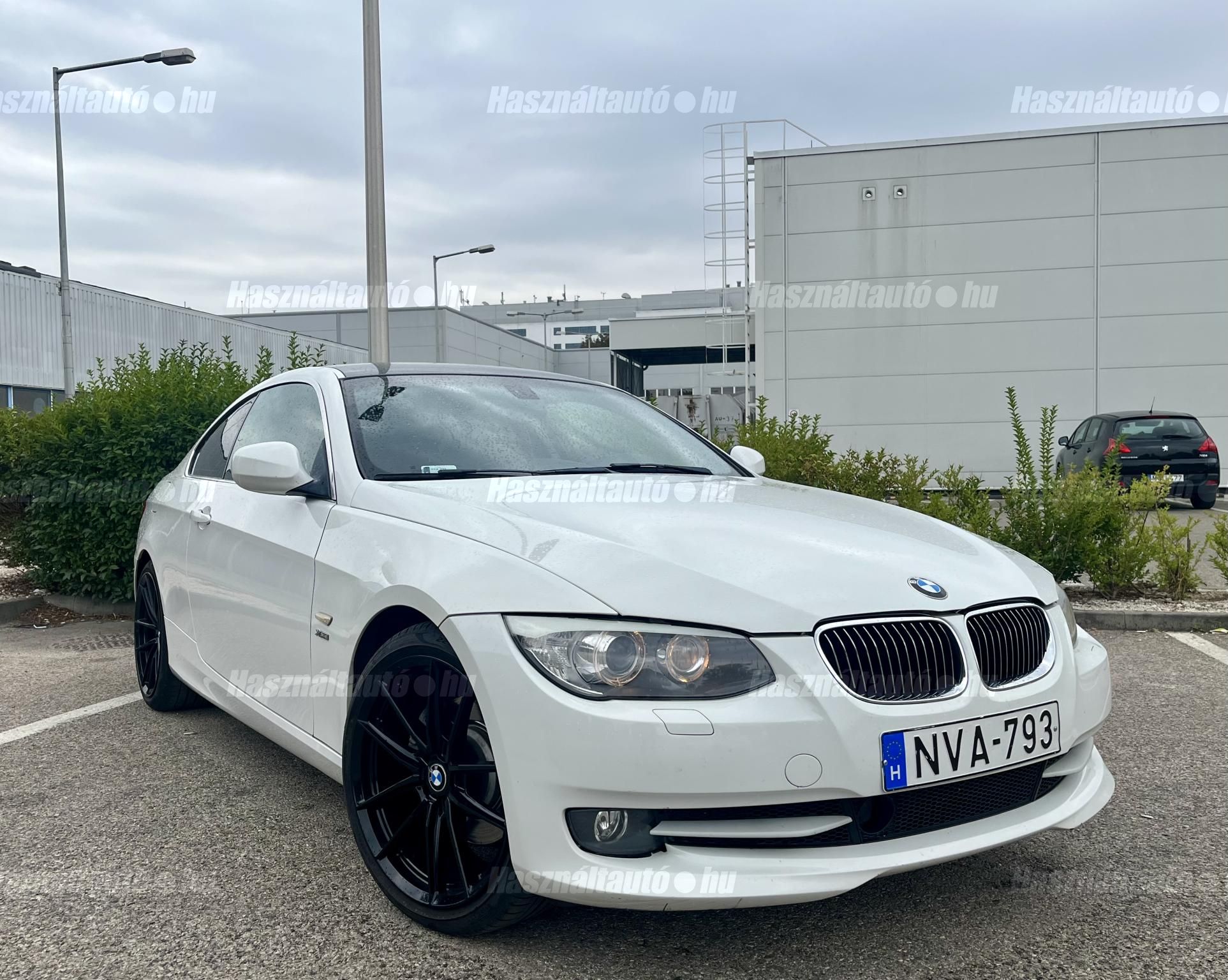 BMW 330 2011/11 - 1