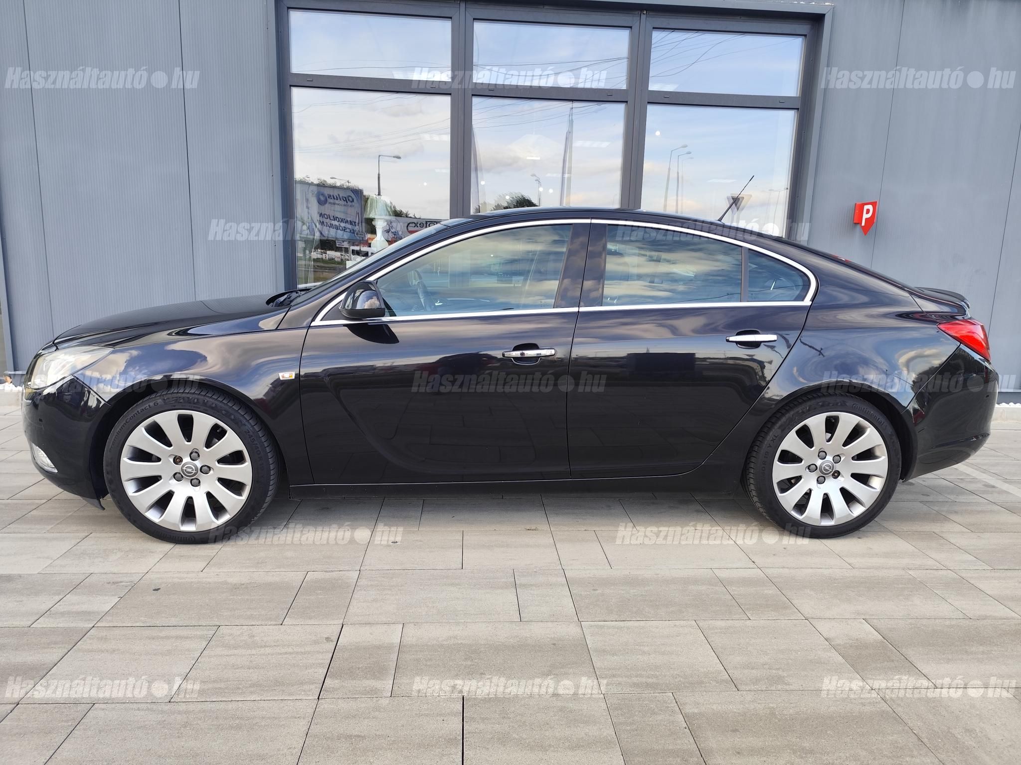 OPEL INSIGNIA 2009/3 - 1