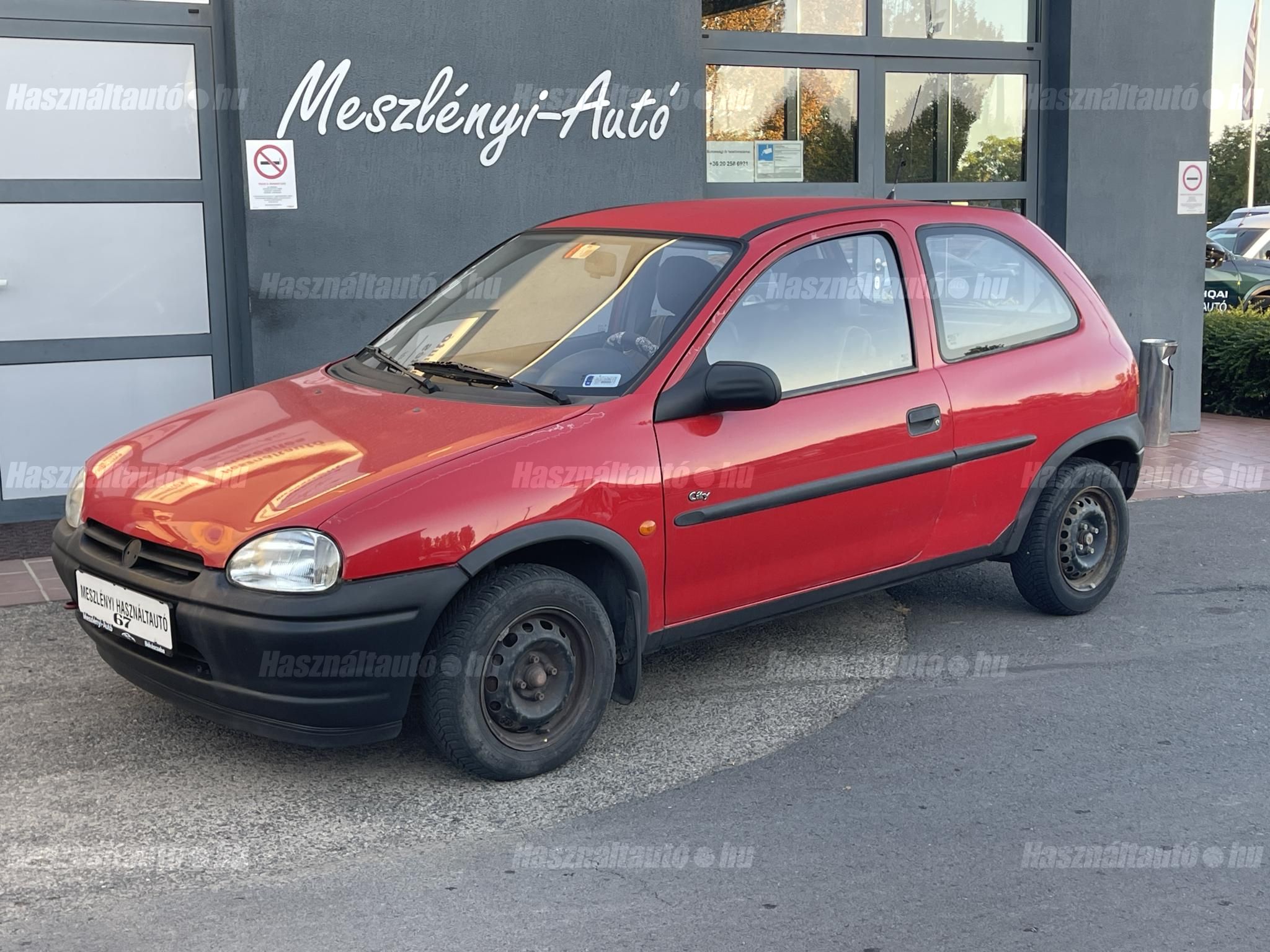OPEL CORSA B 2000/11 - 1