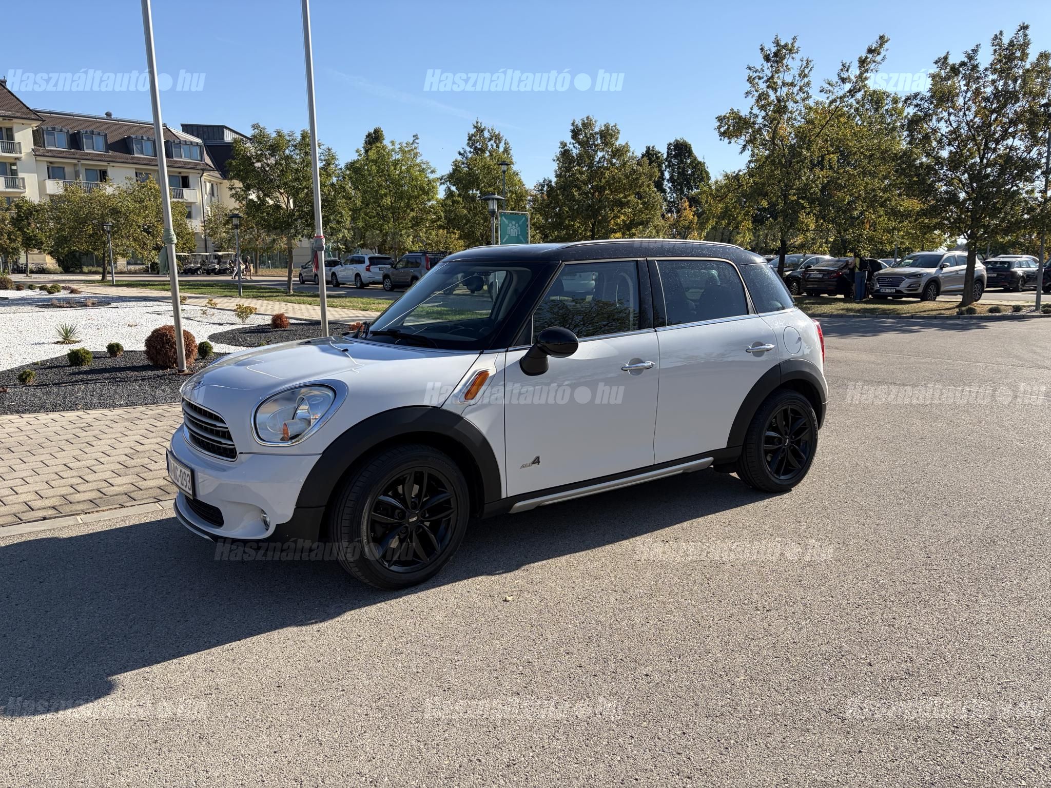 MINI COUNTRYMAN 2015/8 - 1