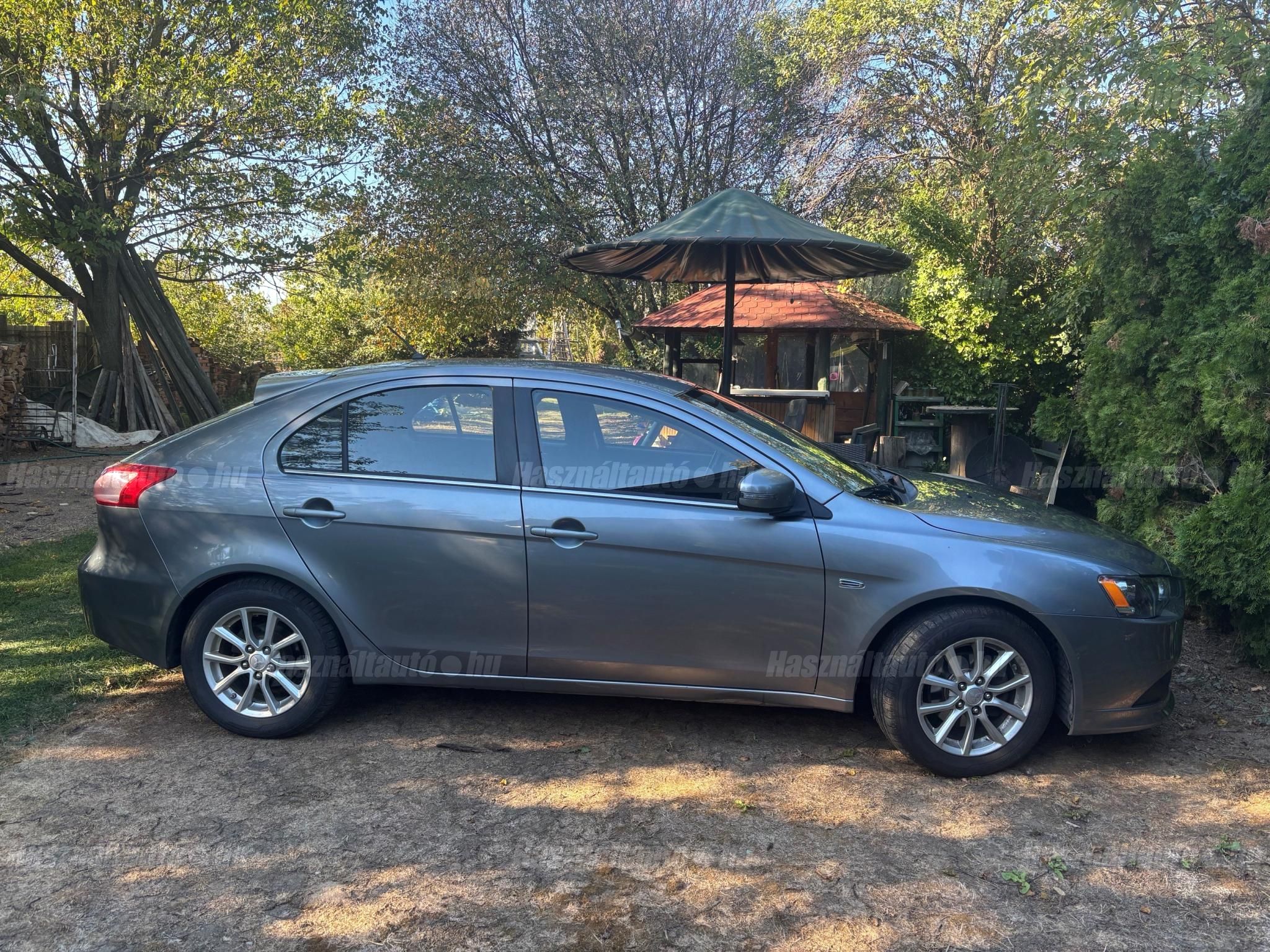 MITSUBISHI LANCER 2015/3 - 1