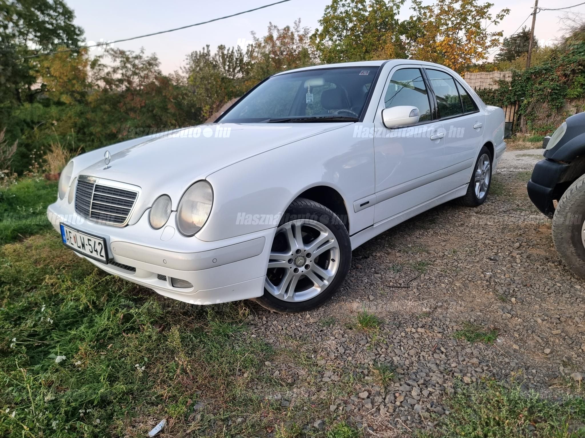 MERCEDES-BENZ E 320 2000/2 - 1