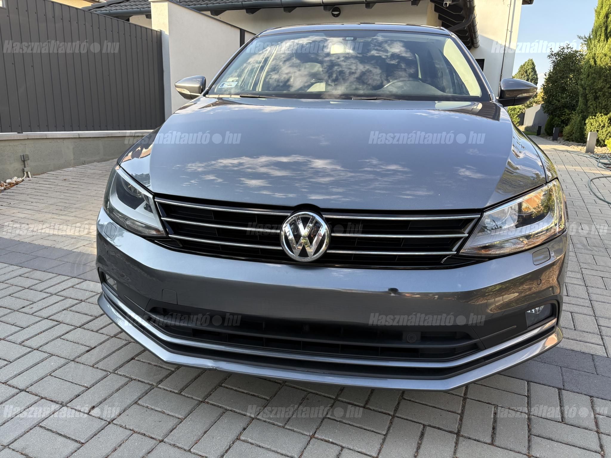 VOLKSWAGEN JETTA 2018/6 - 1