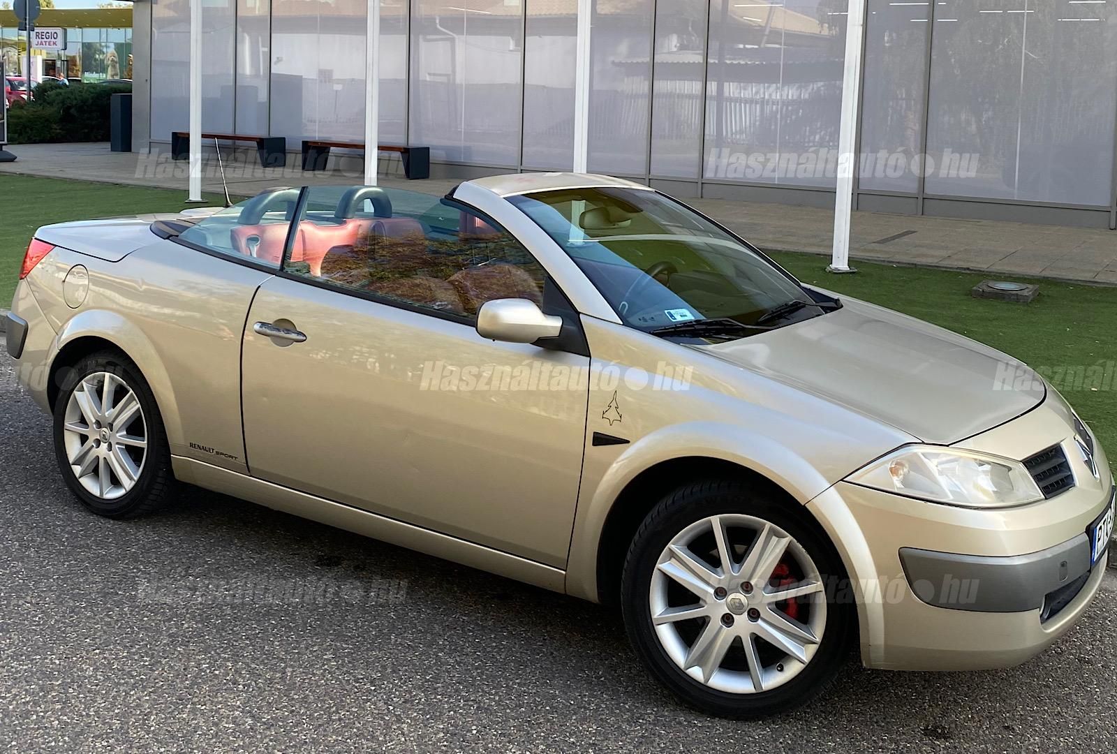 RENAULT MEGANE 2005/9 - 1